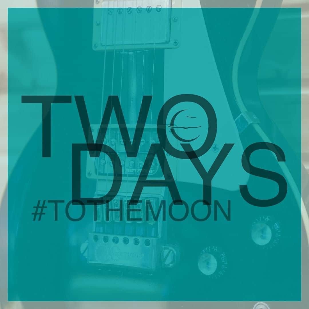アウル・シティーのインスタグラム：「Two more days.   #tothemoontour #tothemoon #owlcity」