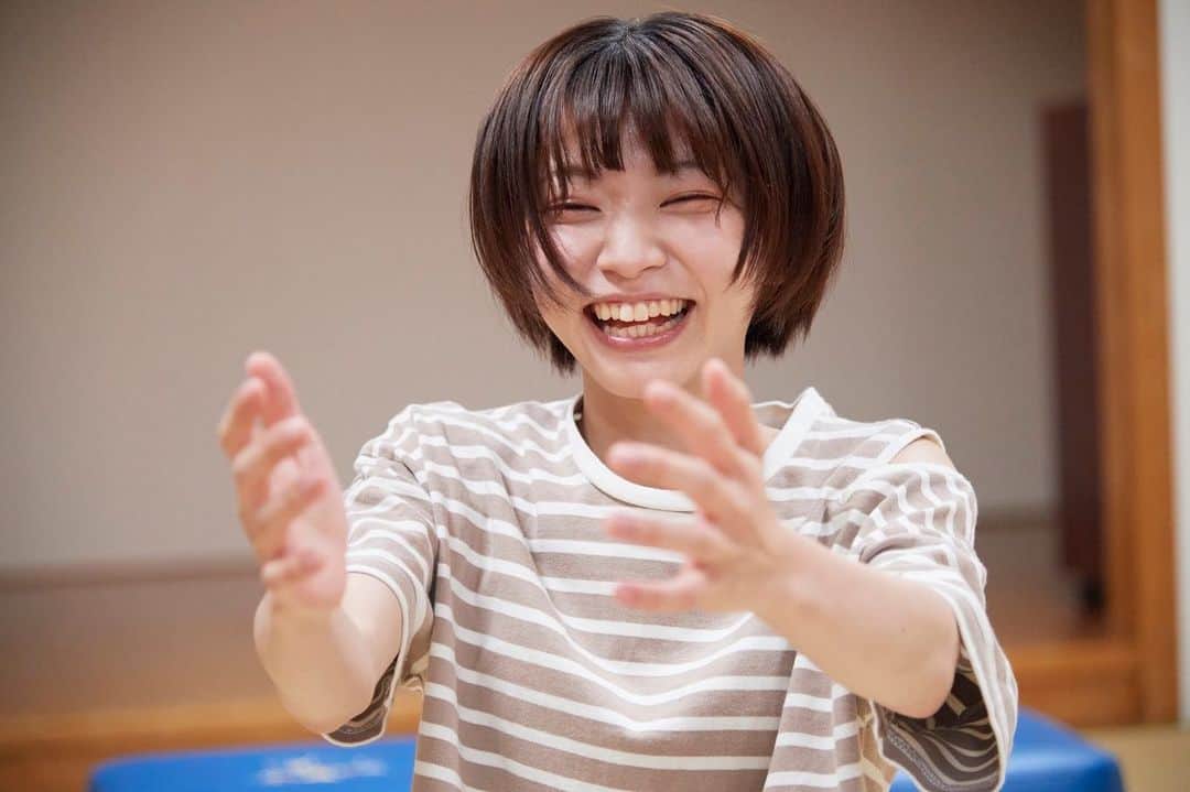 横道侑里のインスタグラム：「@k_oyuki_camera6 さんが撮ってくださった稽古風景！」