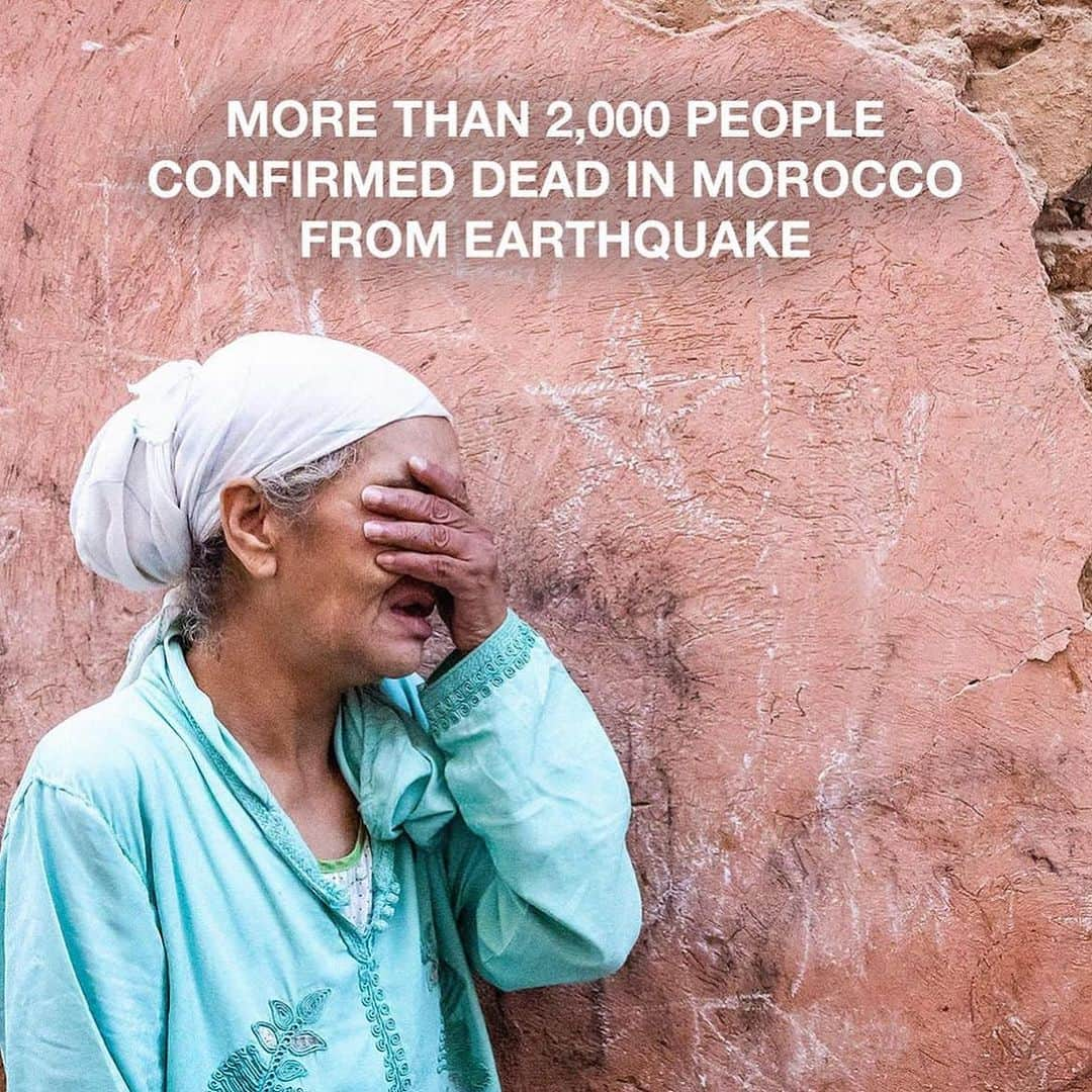 ジョエル・マーディニアンのインスタグラム：「So sad 😭   When I heard of the earthquake I prayed immediately but now seeing the amount of people who’ve lost their lives it’s just devastating 😭 I pray for the dead May their souls rest in peace 🙏🏼 and I pray for those who’ve been affected by this terrible earthquake in Morocco 🇲🇦 inshaAllah everyone gets the help they need during these hard times ❤️🙏🏼🙏🏼🙏🏼   #morocco #godsavemorocco #joellemardinian #جويل #جويل_مردينيان」