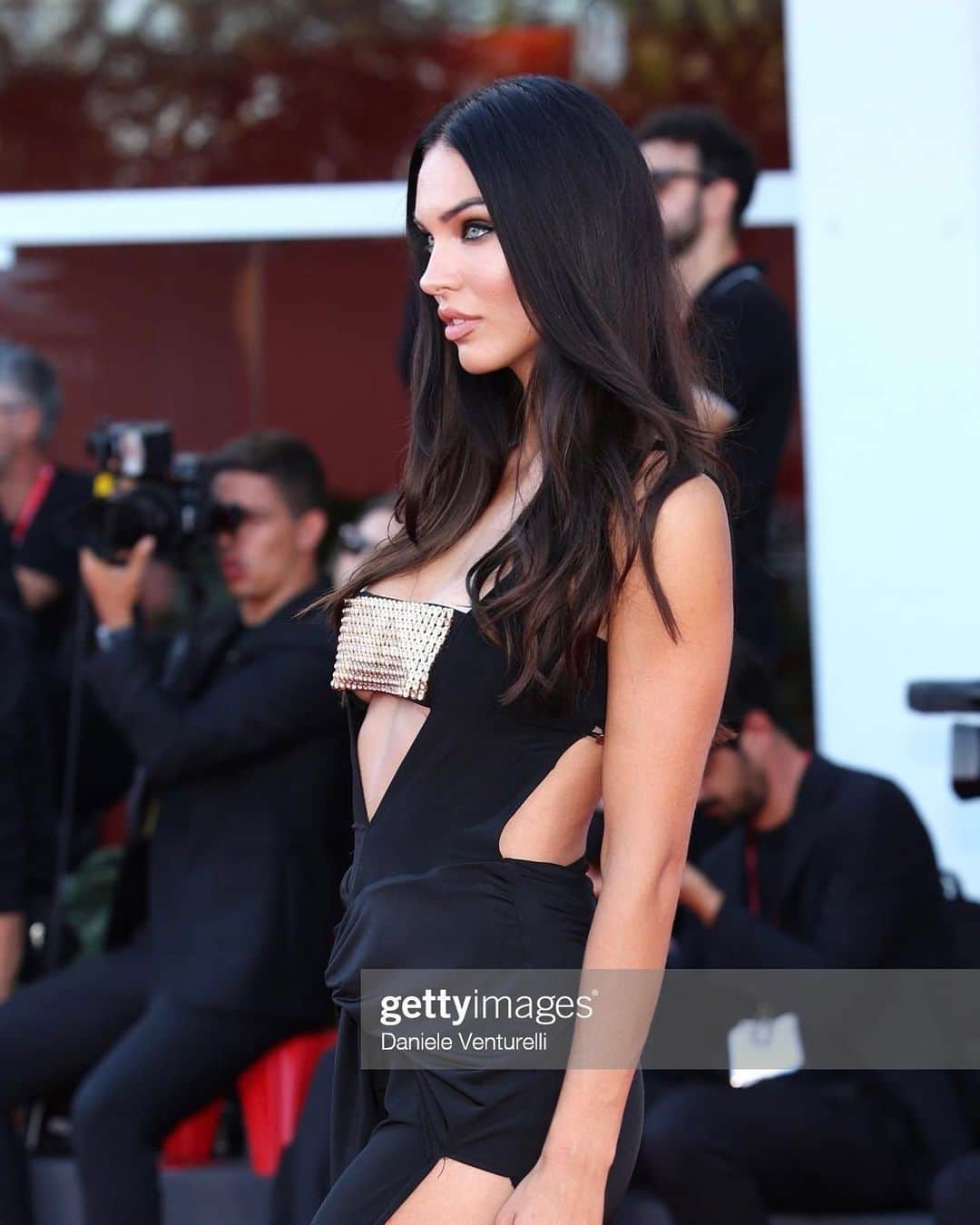 DASHA Dさんのインスタグラム写真 - (DASHA DInstagram)「Day 8 Venice Film Festival  #venezia80 #redcarpet  . Dress @violaandvesper  . . . . , . . #modelshoot #venicefilmfestival #venezia #redcarpetstyle #makeup #italia @brosgroupitalia」9月11日 0時42分 - dasha.kina