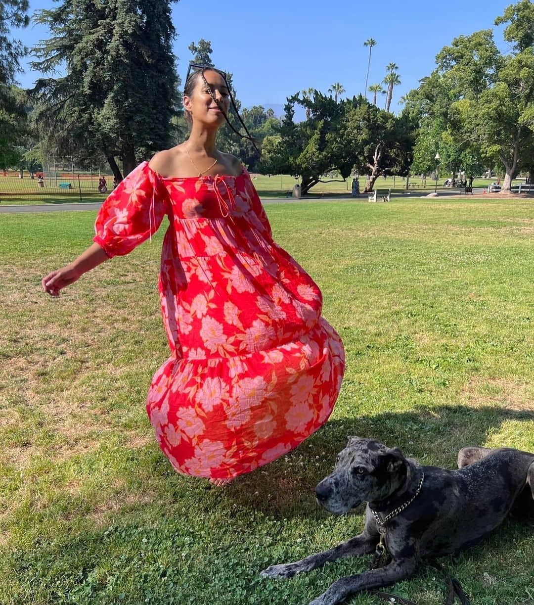 レオナ・ルイスのインスタグラム：「It’s the last slide for me ❤️」