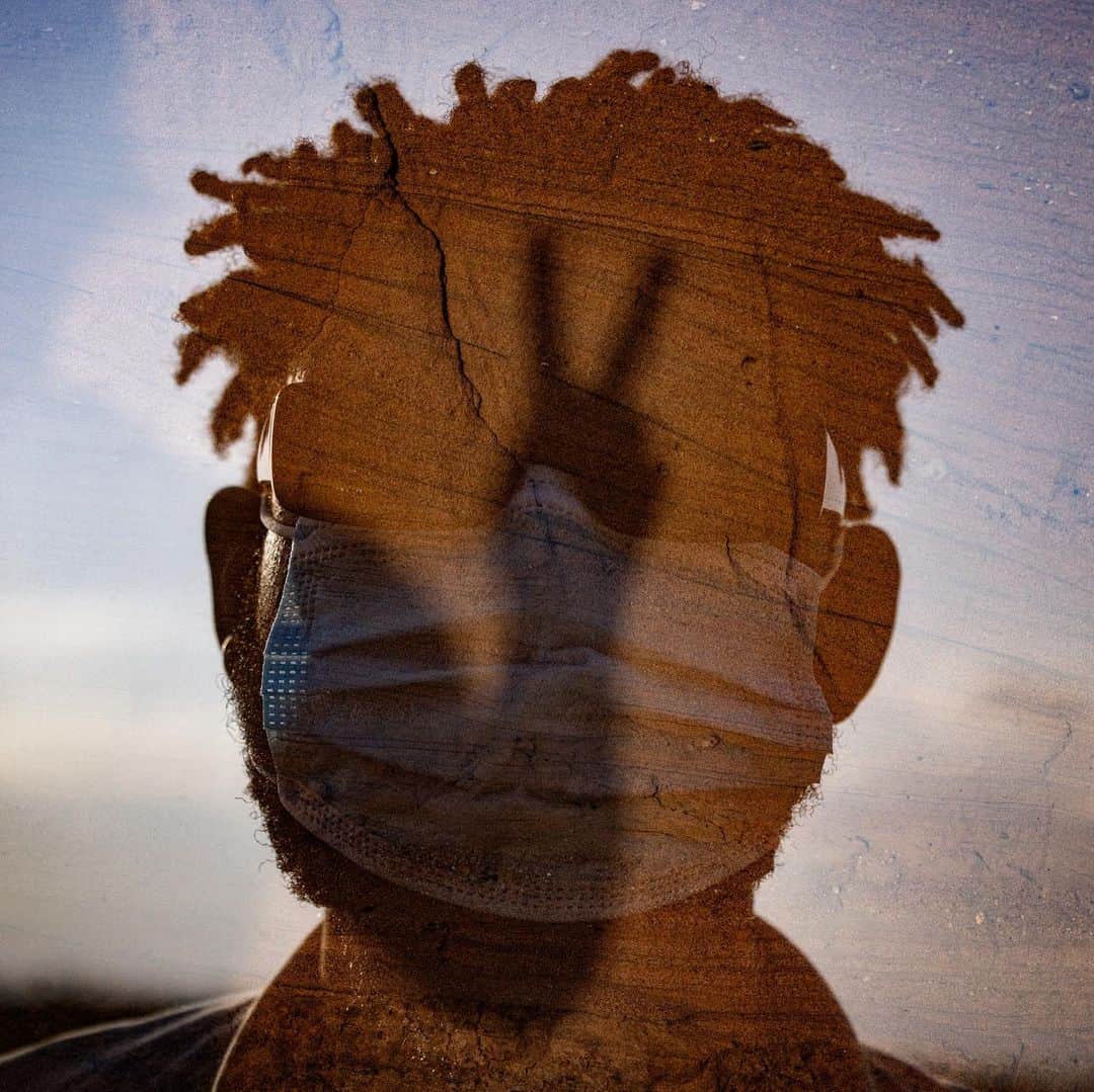 Keith Ladzinskiのインスタグラム：「Double exposures, Kenya 2020 ✌🏻」