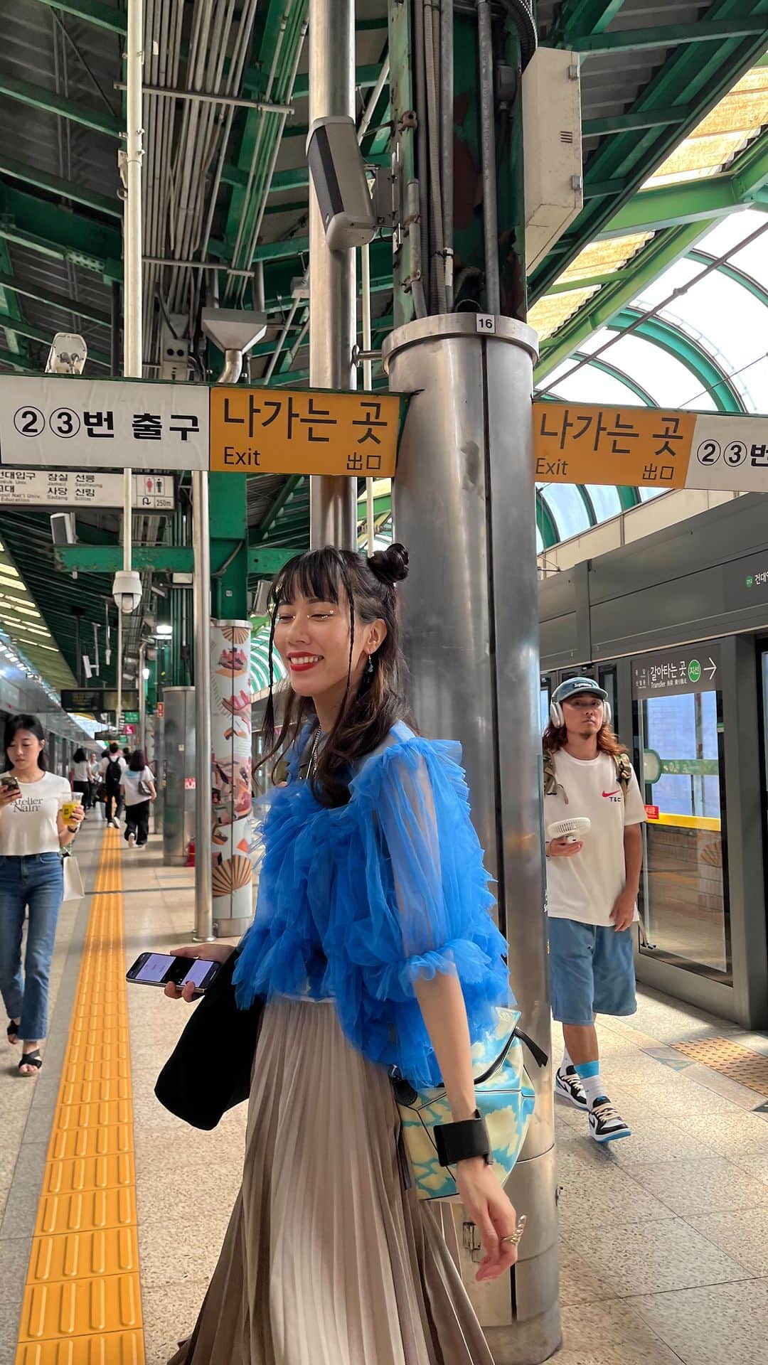 草野絵美のインスタグラム：「digest for #koreablockchainweek2023  thank you for having me The gateway Korea🌀」