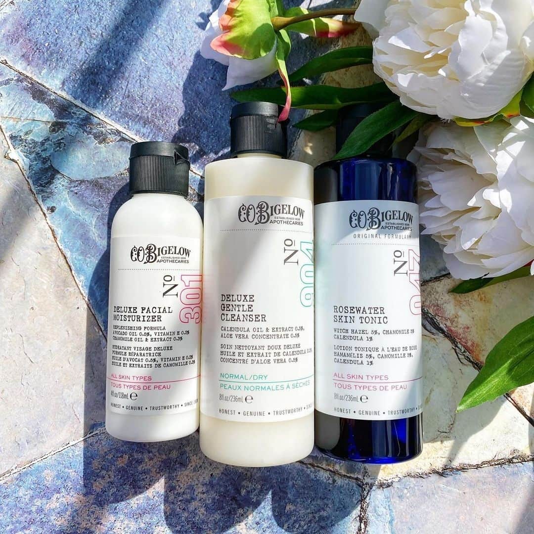 C.O. Bigelowさんのインスタグラム写真 - (C.O. BigelowInstagram)「Discover the secret to radiant, hydrated skin with our Deluxe Face Care Set! 🌹✨ Featuring our Deluxe Gentle Cleanser, Rosewater Skin Tonic, and Deluxe Facial Moisturizer, say hello to a complexion that's always fresh and revitalized. 💧💖⁠ ⁠ 📷️ @eyecandydiva⁠」9月11日 2時00分 - cobigelow
