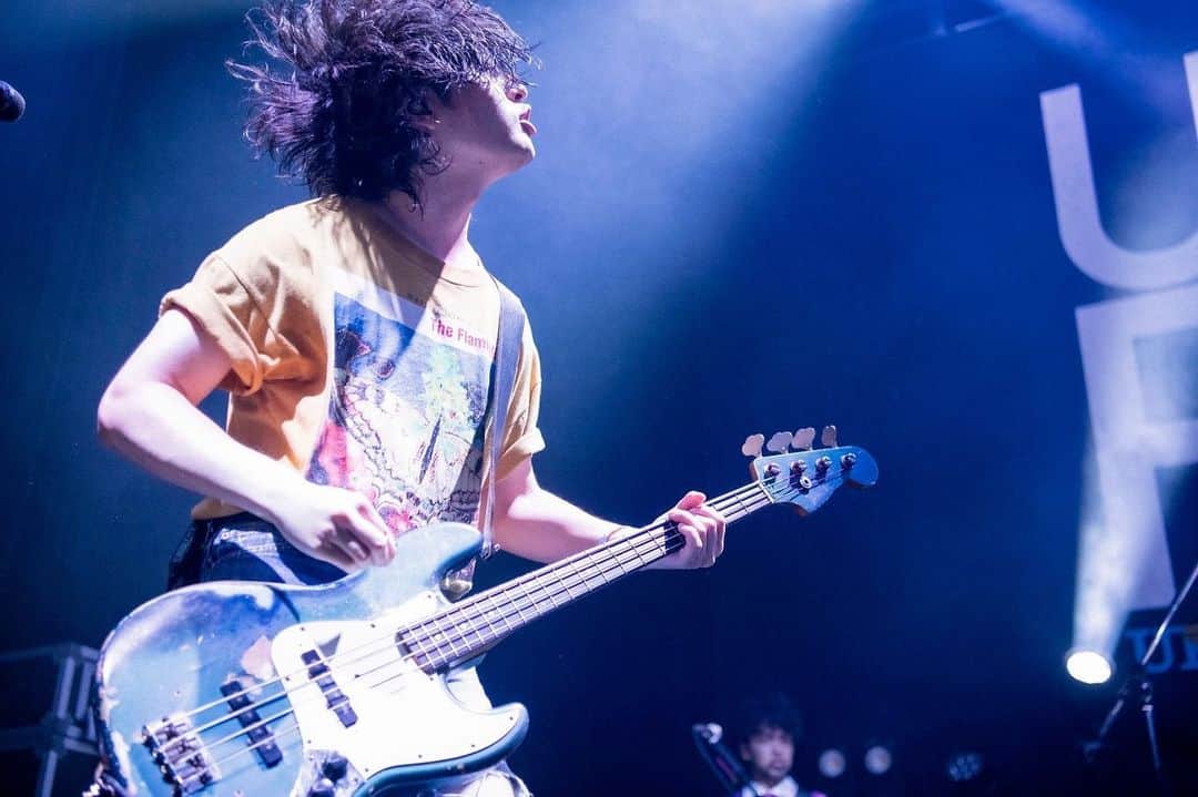 磯部寛之のインスタグラム：「UKFC I’m so proud to be one of you. Hiro UKFCありがとうございました。ここの一員であれることを誇りに思います。打ち上がった。あー酔った。最高。ひろ #alexandros #ukfc」