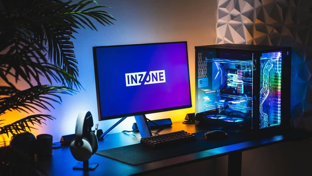 sonyさんのインスタグラム写真 - (sonyInstagram)「INZONE 4K Gaming Monitor 🤝  Fully liquid cooled PC powered by @EKfluidgaming. A match made in heaven. #SonyINZONE #GamingPC」9月11日 2時54分 - sonyelectronics