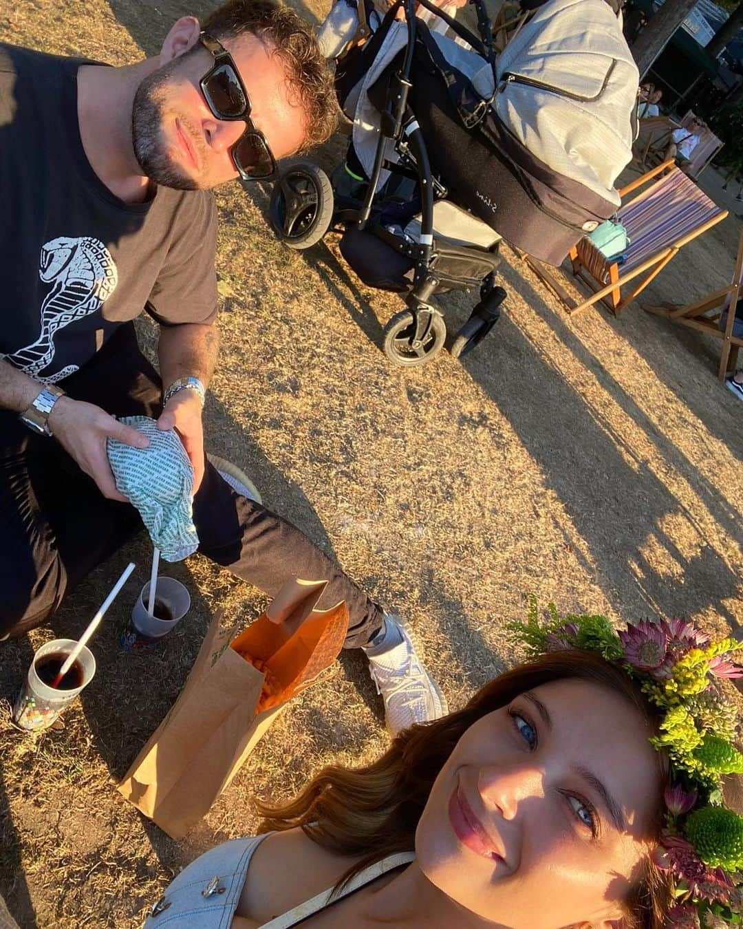 ニキータ・クラストルゥプさんのインスタグラム写真 - (ニキータ・クラストルゥプInstagram)「Weekend vibes. Fredensborg, Tivoli og Watson med en blomsterkrone 🌸」9月11日 3時01分 - nikitaklaestrup