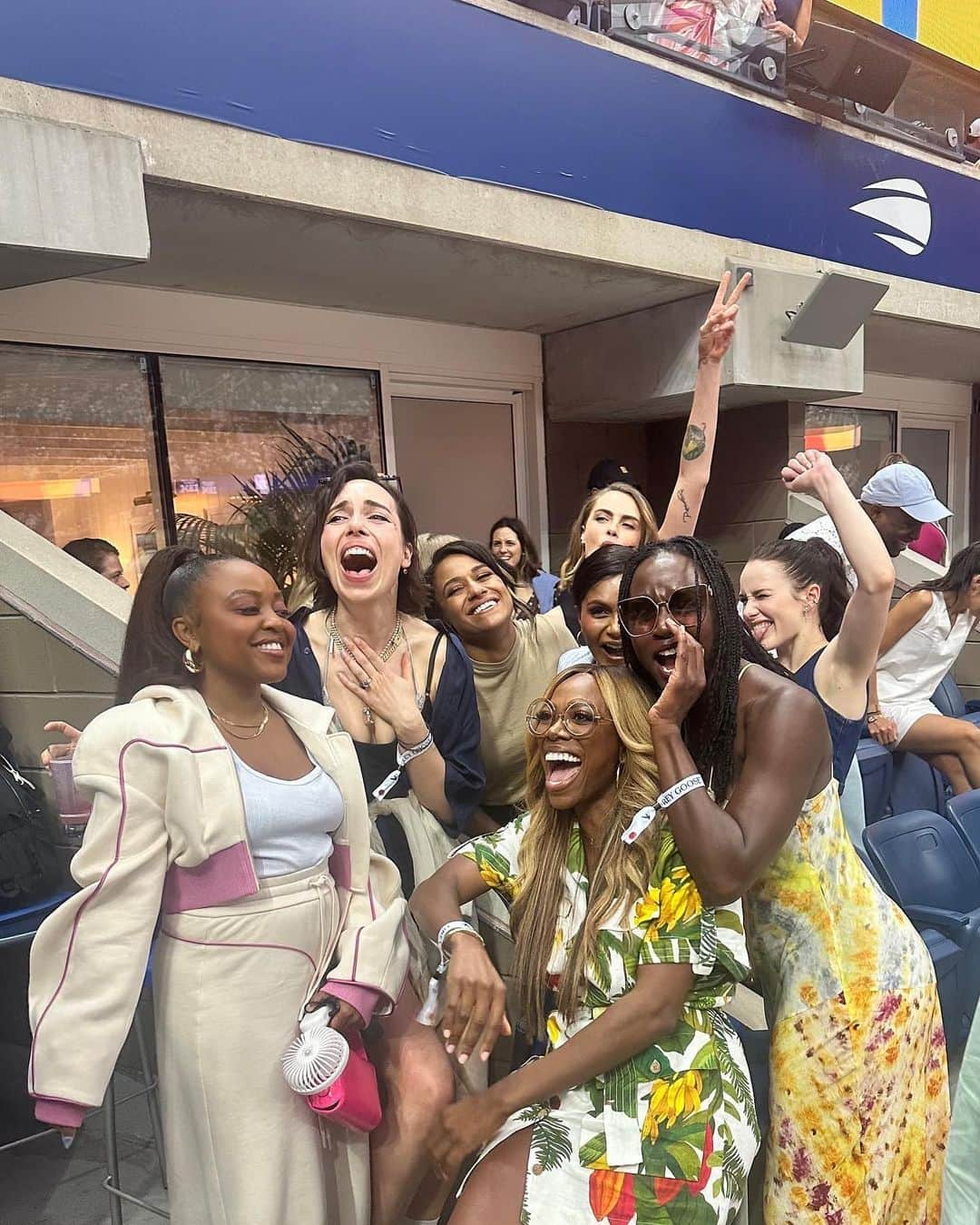 ダナイ・グリラさんのインスタグラム写真 - (ダナイ・グリラInstagram)「Team Coco!!! Yesterday was a GOOD day!!! #USOpen」9月11日 3時15分 - danaigurira