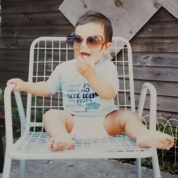 のインスタグラム：「One more trip around the sun. Thank you to all the people who lift me up, support me and constantly inspire me to be my best self. #birthdayBliss #39andFeelinFyne」