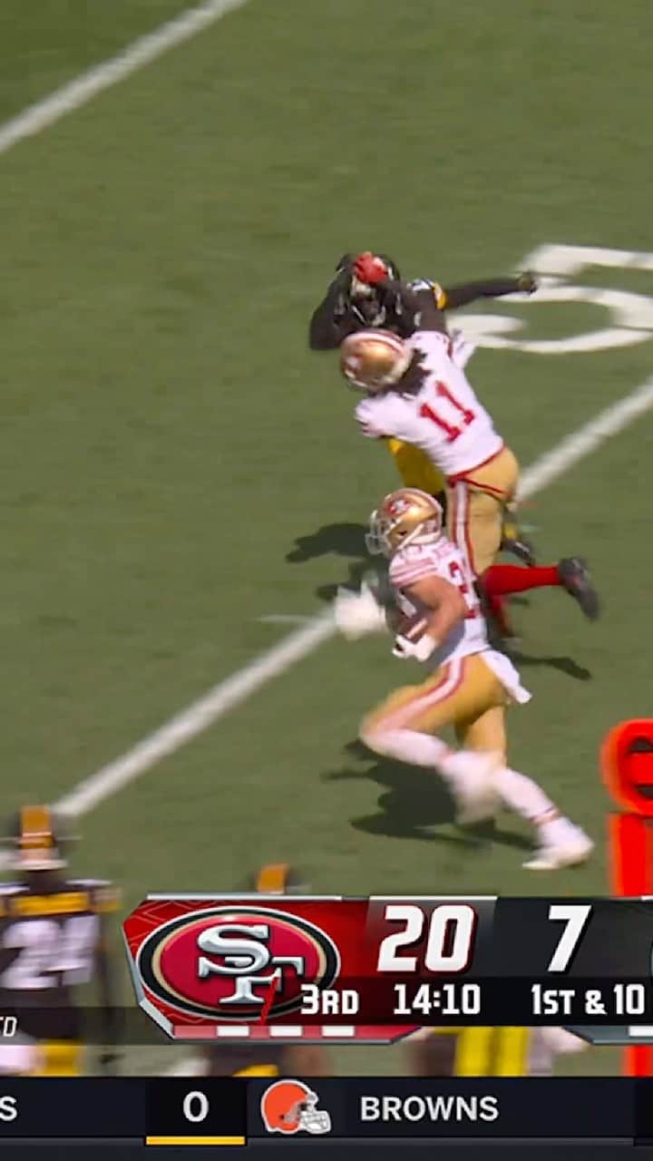 サンフランシスコ・フォーティナイナーズのインスタグラム：「Check the blocking down field 🔥  📺: #SFvsPIT on FOX 📱: Stream on #NFLPlus」