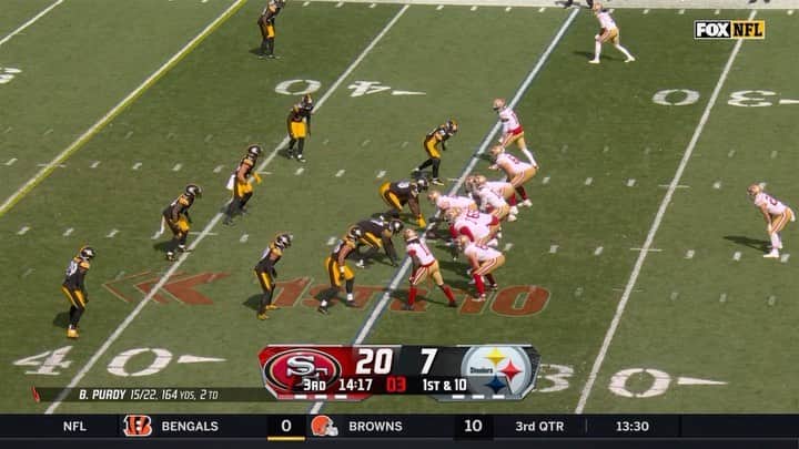 サンフランシスコ・フォーティナイナーズのインスタグラム：「Can’t stop CMC 💨  📺: #SFvsPIT on FOX」