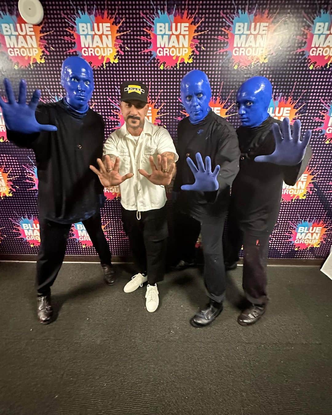 A.J.さんのインスタグラム写真 - (A.J.Instagram)「Well Vegas what a awesome time quick In and out for my dear friends Joanna and Jon’s wedding then @steveaoki my brotha what a night man great hang as usual and my @bluemangroup fam thanks as always for an amazing experience. I’ll be back vegas sooner then you know.」9月11日 4時38分 - aj_mclean