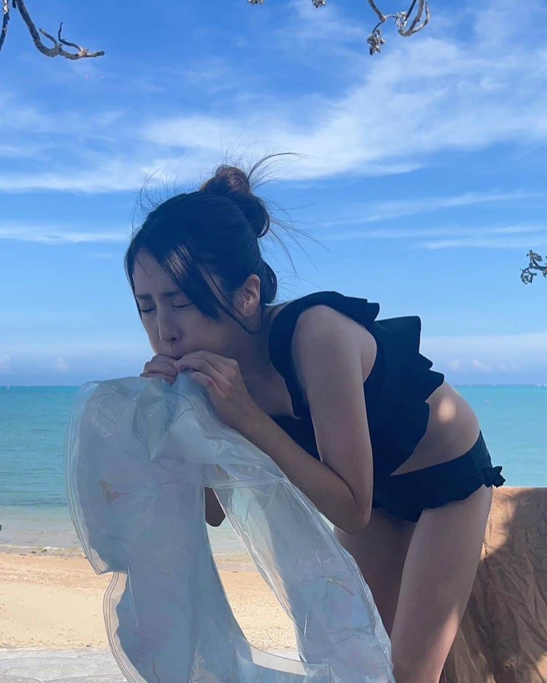 黒沢美怜さんのインスタグラム写真 - (黒沢美怜Instagram)「10年以上ぶりの沖縄の海🏖️✨  キラキラしてて綺麗でお魚もいたよ🐠🌟  ダイビングライセンスいい加減使わないと勿体無いね😆💦  仲間とはしゃいで日焼けして素敵な夏の思い出☀️  #沖縄 #沖縄旅行 #海 #沖縄の海」9月11日 18時27分 - kurosawamirei