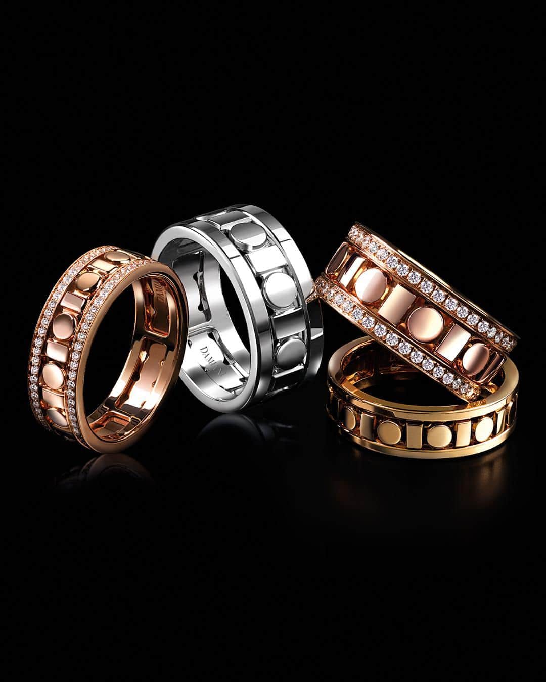 ダミアーニのインスタグラム：「Beautiful rings in the three colors of gold enriched by diamonds in the most precious versions.  #TastetheItalianExcellence #DamianiBelleEpoqueReel #Damiani #Handmade #MadeInItaly」