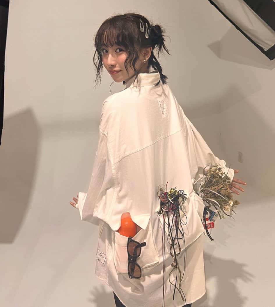 のインスタグラム：「可愛い服着て、可愛いメイクしたい。  この時の写真ほんとに好評で嬉しい。伊藤、とても嬉しい。」