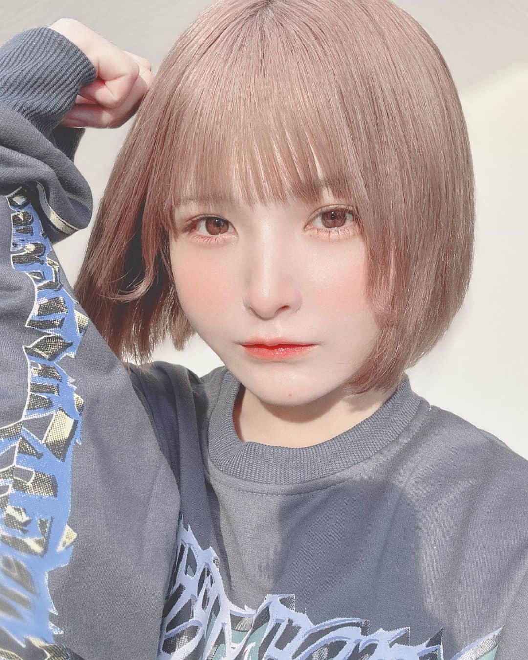 ひっそりゆうみのインスタグラム：「日光浴びるのって、大事。」