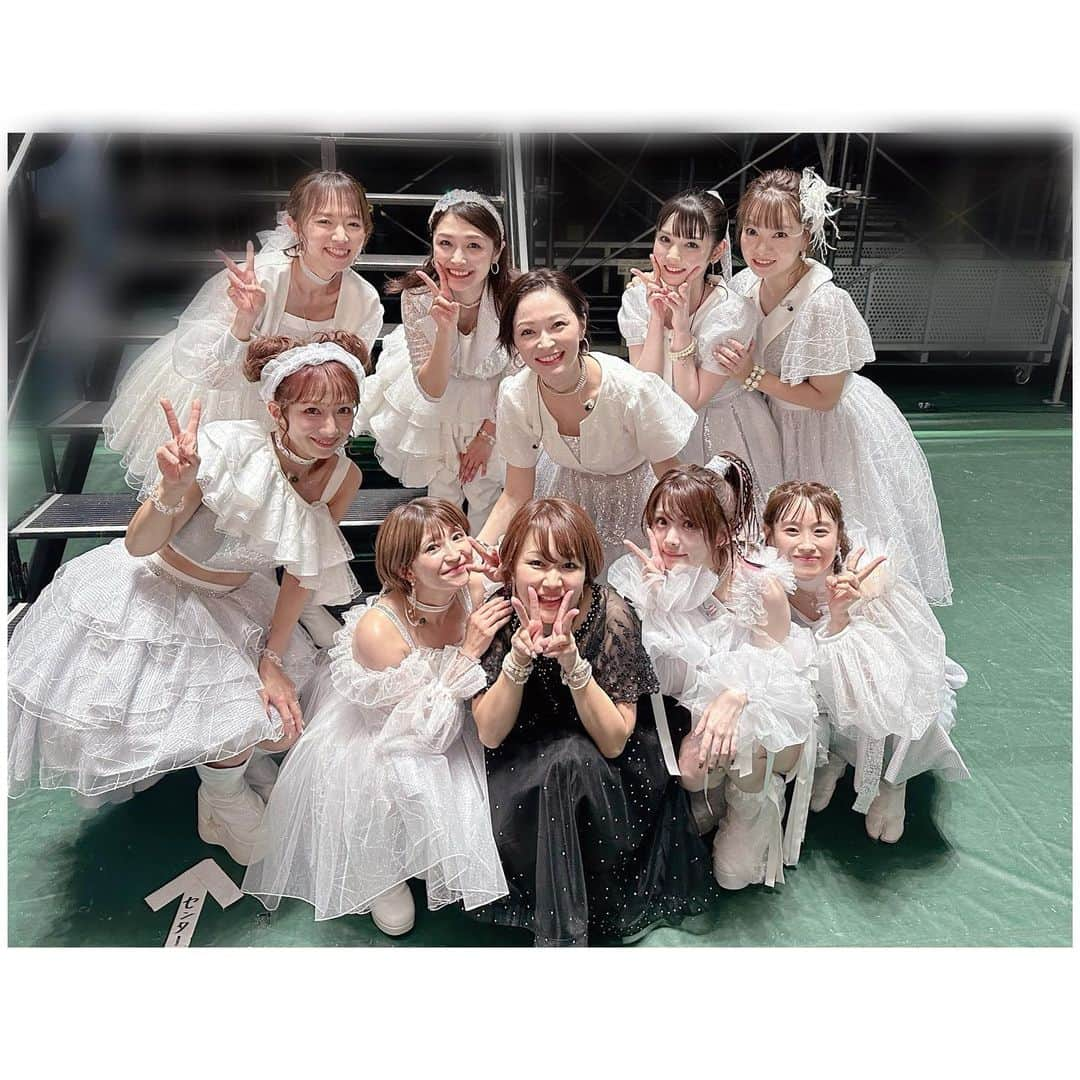 辻希美さんのインスタグラム写真 - (辻希美Instagram)「昨日の写真達…❤️✨✨"  見返してると未だ夢のような感覚で…不思議な気持ちになる✨ 昨日にまた戻りたいな💕って✨  本当に最高に幸せな時間をありがとうございました🙇‍♀️💕💕✨"  ハロー!プロジェクト最高⭐️」9月11日 17時14分 - tsujinozomi_official