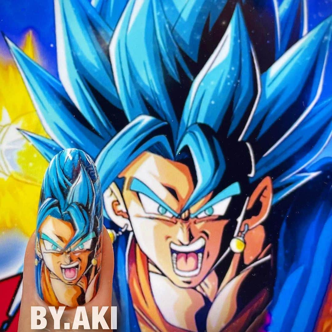 上野明子のインスタグラム：「DRAGON BALL🔥 孫悟空💪  ドッカンバトルの孫悟空🔥  🛒🛒🛒🛒🛒🛒🛒🛒🛒🛒🛒  💅プロネイリストさん 自己紹介URLより 🎨誰でも🆗 @nailoid.by.aki   #dragonball #songoku  #ドラゴンボール #ドラゴンボールネイル #ドッカンバトル @akira.toriyama  #鳥山明 大先生様✨  @by.aki #anime#manga#NAIL#ジェルネイル#ネイル#福岡#福岡市#全てジェルネイル#手描きネイル#all.gel#痛ネイル#ネイリスト#キャラネイル#네일#gel甲#美甲#clou#مسمار#paku #uña」