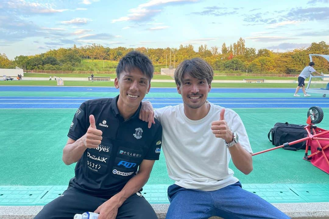 小谷祐喜さんのインスタグラム写真 - (小谷祐喜Instagram)「vsFC今治 1-1、引き分け  一日一日、一試合一試合に全てをぶつける🔥  一緒に戦ってくれるファン・サポーターと喜びを分かち合うために！  そして、大親友の拓郎と同じピッチで戦えたことが本当に嬉しかった👍  またピッチで会える日を楽しみに頑張ろう😁  #奈良クラブ #Jリーグ #奈良一体 #熱い応援ありがとうございました」9月11日 17時44分 - kotani0727