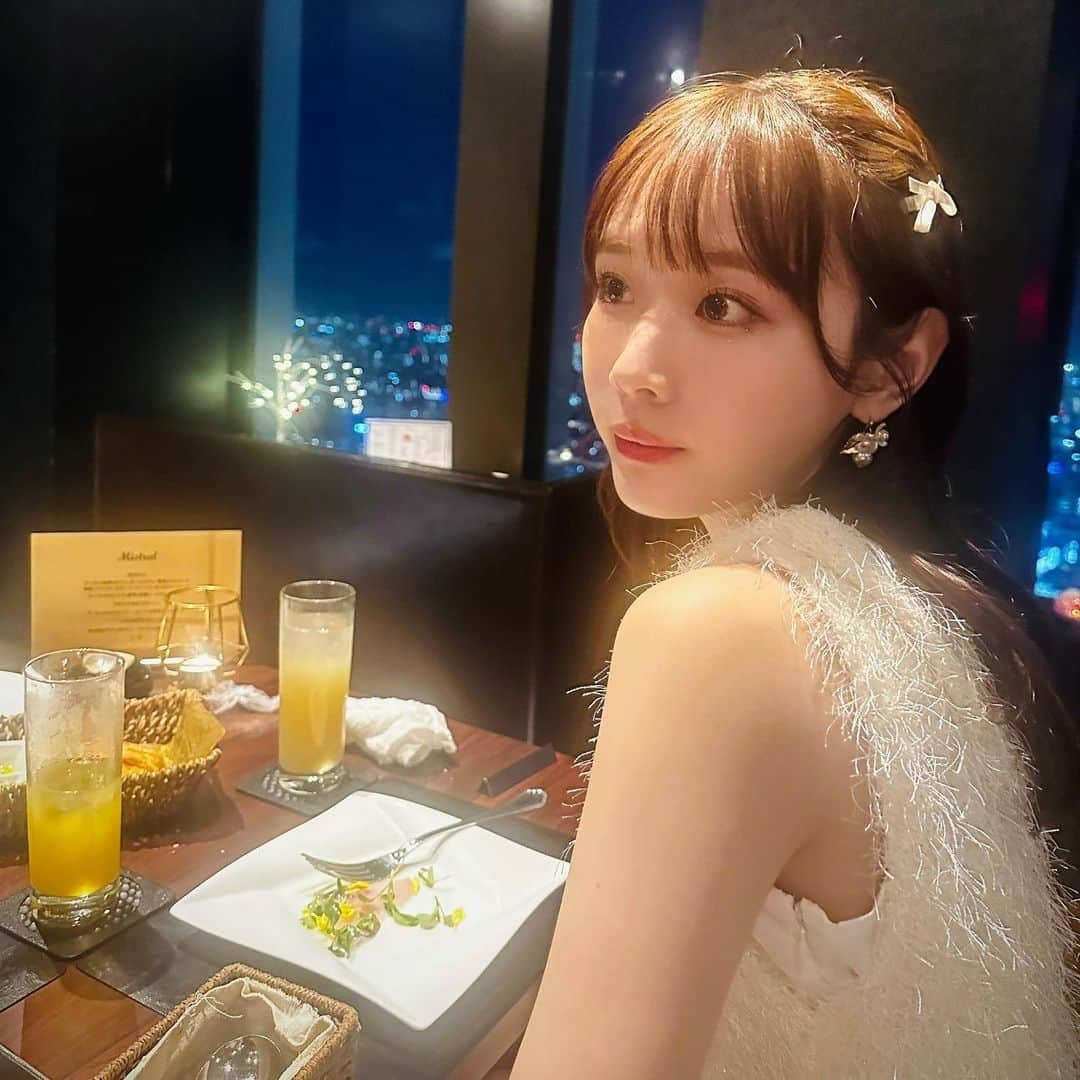 末永みゆさんのインスタグラム写真 - (末永みゆInstagram)「🌃  最近日が落ちるのが早くなってきて 夏の終わりを感じて少し悲しい。」9月11日 18時07分 - miyu_suenaga