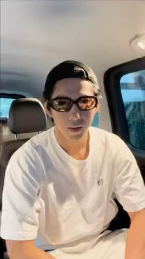 賀来賢人のインスタグラム
