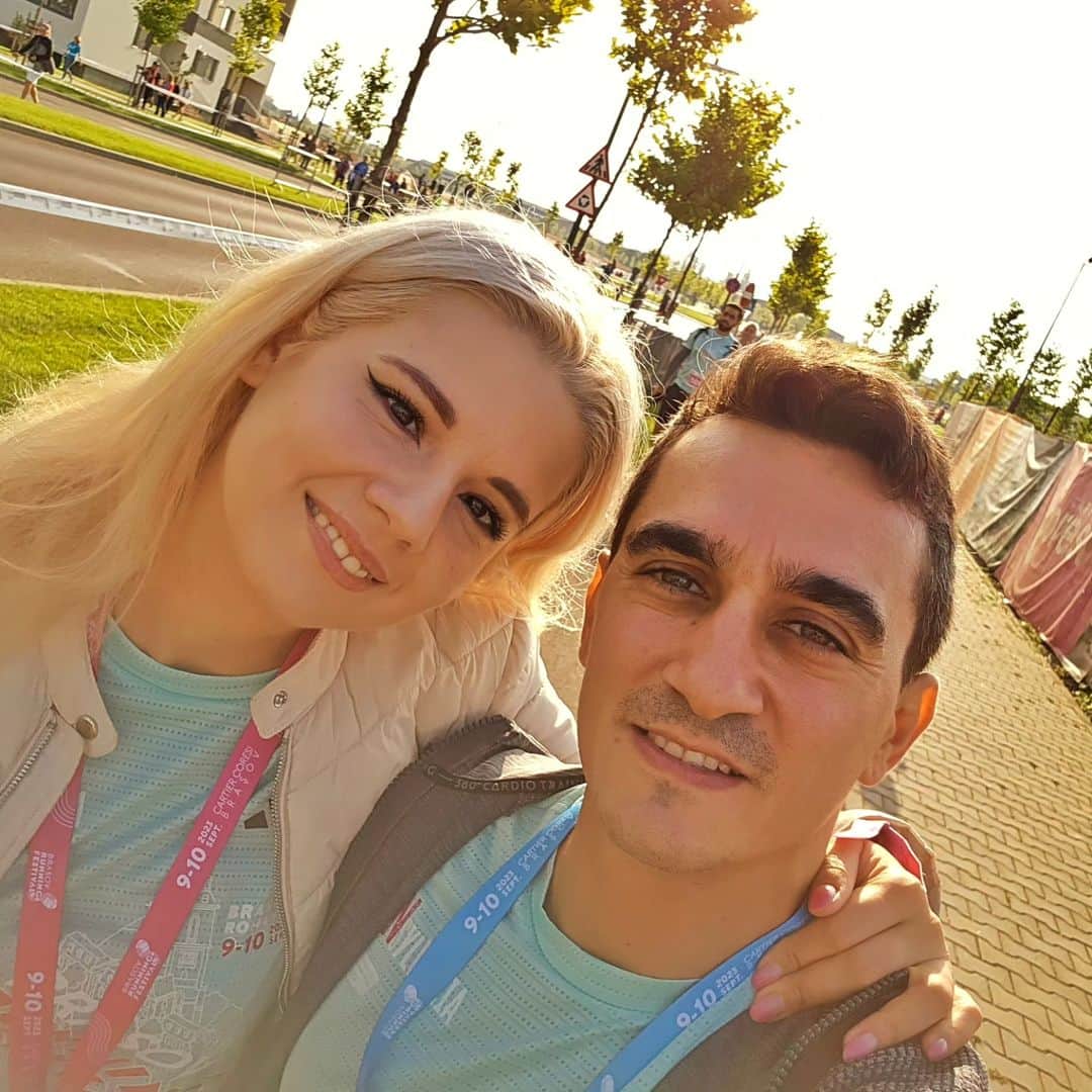 マリアン・ドラグレスクさんのインスタグラム写真 - (マリアン・ドラグレスクInstagram)「@brasovrun ... un super weekend 🥰  #friends #goodvibes #weekend #fun」9月11日 18時12分 - mariandragulescu