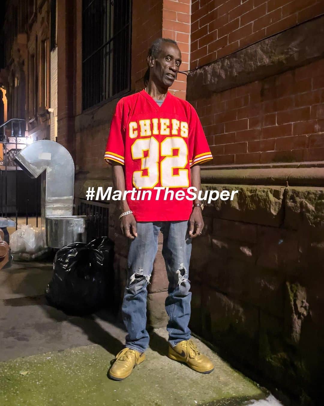 shinichitsutsuiのインスタグラム：「@MartinTheSuper: I say “Hey, Martin” he goes “sup」