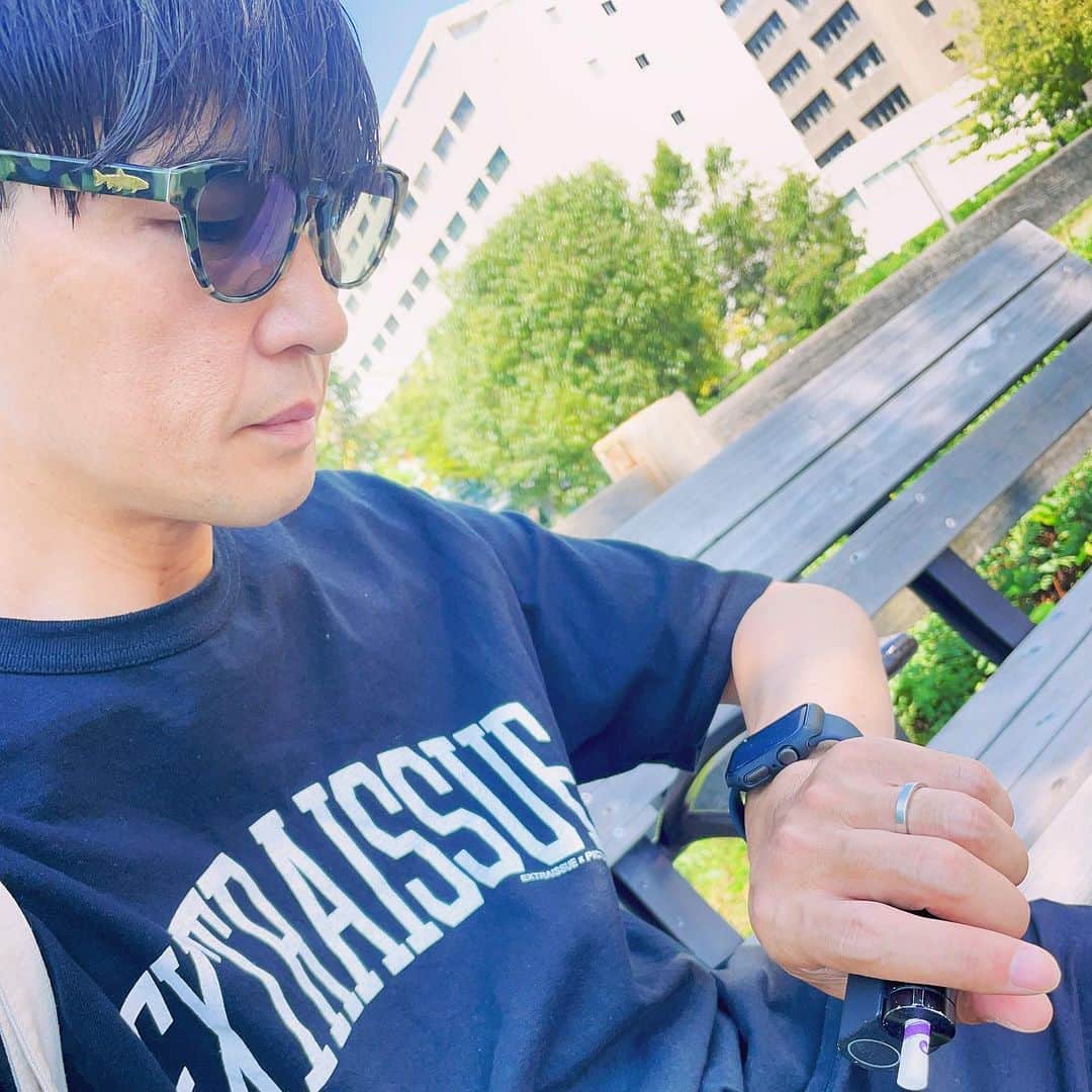 HASSYさんのインスタグラム写真 - (HASSYInstagram)「土日はイベント準備や仕事など予定パンパンでした🗓️  Apple Watch使用していてかなり経つけど、カメラ機能📸 なんで今まで気づかんかった。インカメ自撮り卒業👩‍🎓案件。  さぁ仕事も鬼忙しいけど👹 エグジマフェス楽しみや‼️  頑張ろ💪  ええやんかぁ  #AppleWatch #bigfish #bigfish1983 #extraissue #glow #glowingup #休日 #テクノカット #もみあげ失った #後ろしか刈り上げ頼んで無いけどツーブロックされた #しゃーない #ワックスつけてどないかなる髪型 #ええやんかぁ」9月11日 9時51分 - hassy_upsetter