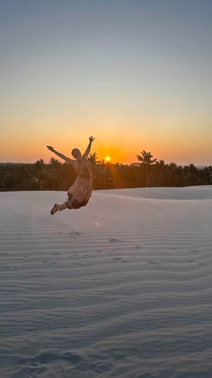 アンジェリカのインスタグラム：「Gratidão #ceará 🙌 #preá ☀️」
