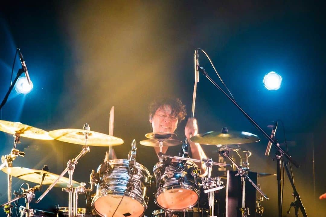 HIROSHIさんのインスタグラム写真 - (HIROSHIInstagram)「響都超特急TOUR 大阪府 GORILLA HALL LIVE最高♪ ありがとう！  photo @ninjajon」9月11日 10時28分 - hirorinq