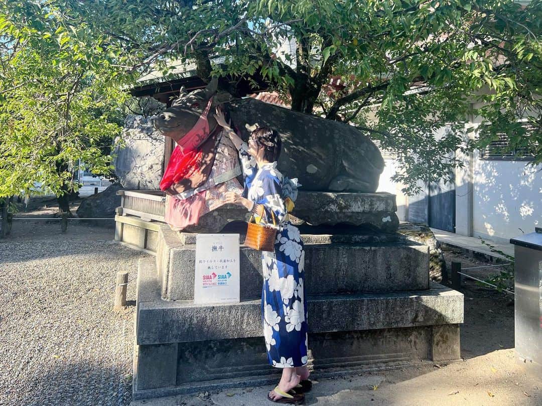 竹内詩乃のインスタグラム：「最推し神社🩵  #北野天満宮 #京都 #浴衣 #京都旅行 #kyoto #kyotopi #yukata #kimono #japan #japanesegirl」