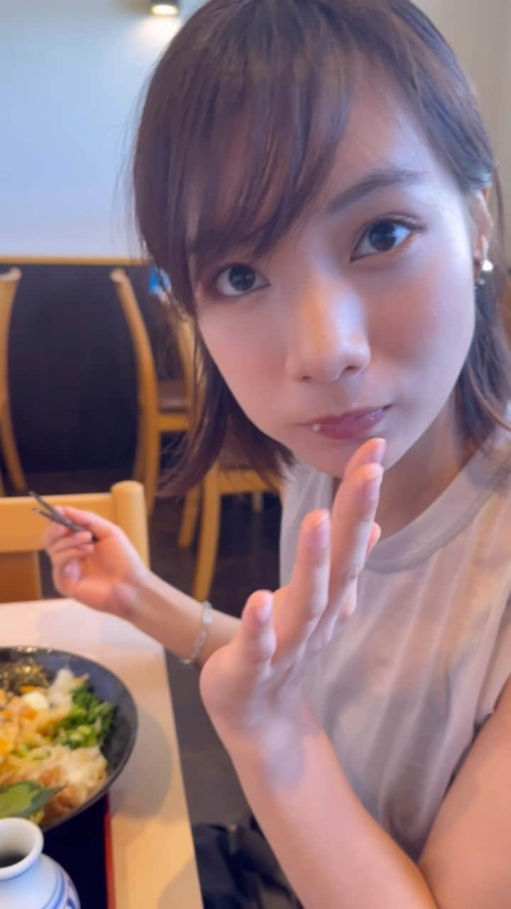 矢野優花のインスタグラム：「大好きなゴボウ天うどん❤️‍🔥 帰り道に虹が見えました✨」