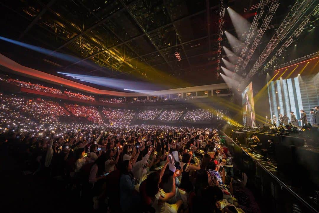 ウヒョン さんのインスタグラム写真 - (ウヒョン Instagram)「love you ♥️♥️♥️ #macao #infinite」9月11日 13時28分 - nwh91