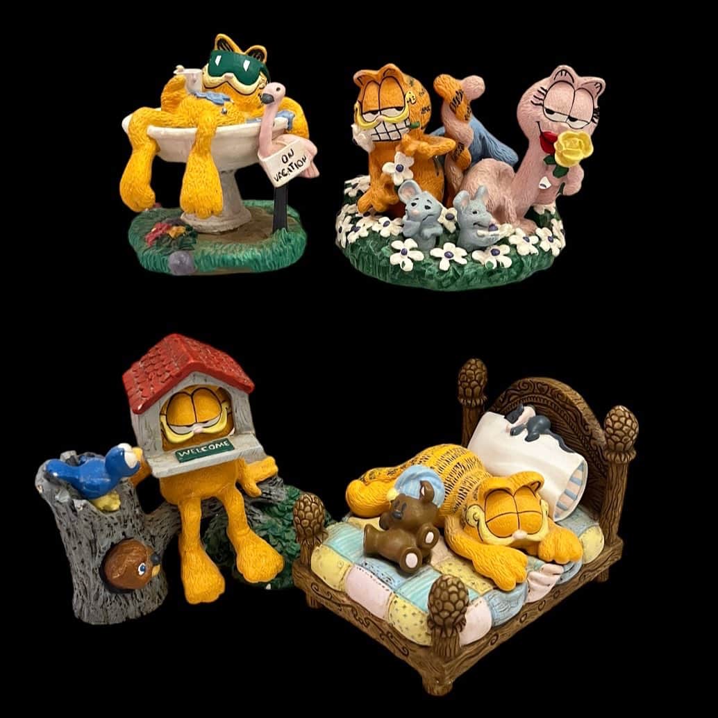 のインスタグラム：「90's GARFIELD 陶器の置物入荷しました🐈🐈🐈」