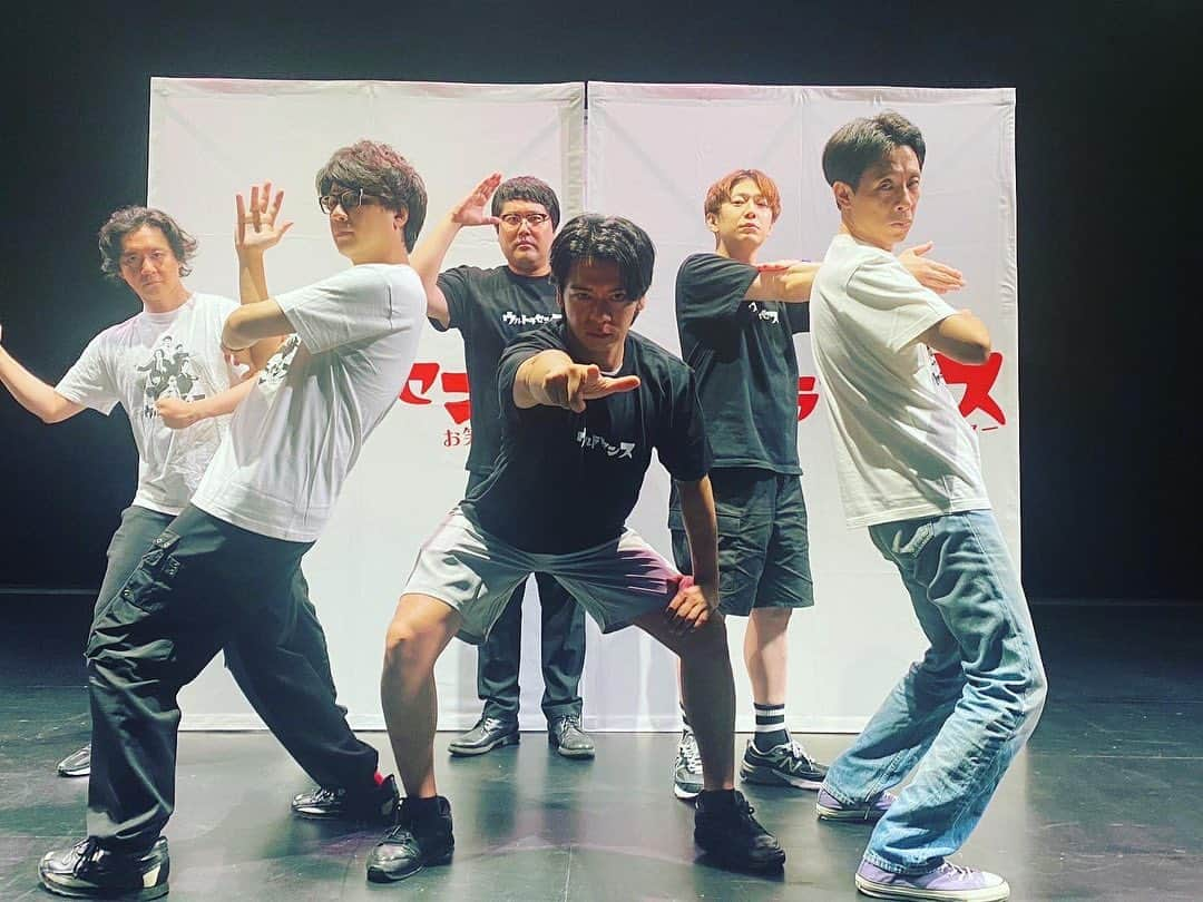 小野竜輔さんのインスタグラム写真 - (小野竜輔Instagram)「ウルトラセンスお笑いツアーin熊本ありがとうございました！  朝熊本ついてみんなで移動してイオンモール熊本で野田ゲーやらせてもらって根建さんとお城見に行ってライブやって打ち上げしてホテルで寝て文田さんとラーメン食べいって空港でデザート食べて文田さんが先の飛行機だったからお見送りしてずっと楽しかったです！ 次は北海道！楽しみ！  #ウルトラセンス #ウルトラセンスお笑いツアー #マヂカルラブリー #囲碁将棋 #ダイヤモンド」9月11日 14時28分 - onodora0813