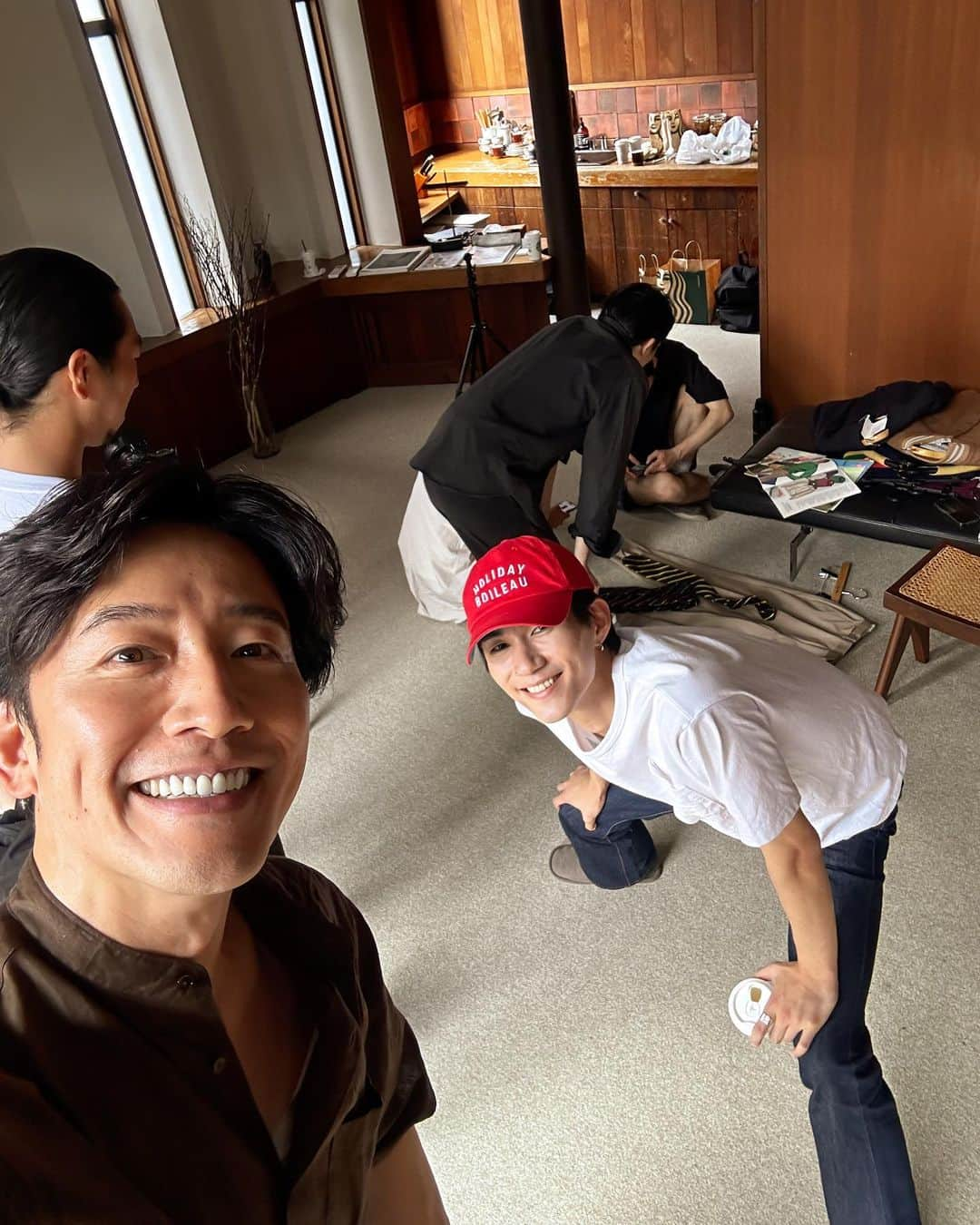 櫻井貴史さんのインスタグラム写真 - (櫻井貴史Instagram)「本日のメンクラ特集撮影お疲れ様でした！  先月に引き続き大貴くん @nm_noppo とご一緒しました  お楽しみにー！  #mensclub #mensclub1954  #メンズクラブ #メンクラ #モデルカット #終わってから #みなさん物撮り #されておりまして #終わった #我々二人 #現場の臨場感 #と共に #撮っております #ありがとうございました #👦🏻🎩」9月11日 15時11分 - sakurai_takashi