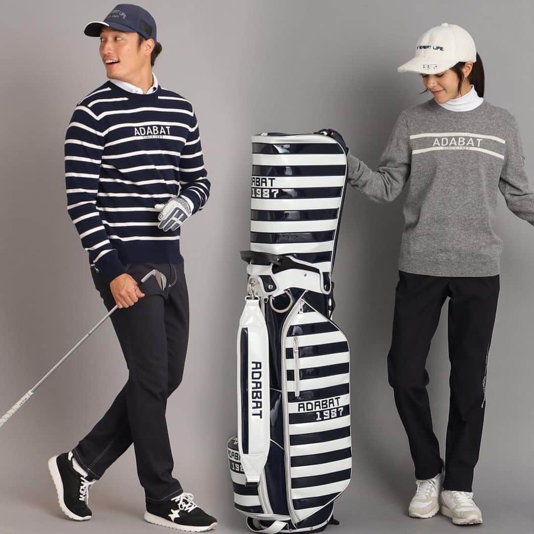 のインスタグラム：「@adabat.official ←機能的でおしゃれなウェアをご紹介中！  カシミヤブレンドの糸を使用！ 肌に触れた瞬間の柔らかなタッチが魅力的なトップス◎ グッズとウェアでボーダー柄を合わせた さりげないリンクコーデもおすすめです♪  レディース： プルオーバー #11917005 インナー #11917011 パンツ #11967031 ゴルフバッグ #C8601289  メンズ： プルオーバー #08217003 インナー 08217015 パンツ 08277001  アダバット秋冬の新作プレオーダー！ ⭐️ポイント10倍キャンペーン⭐️  10月STYLE BOOK公開中◎ プロフィール欄のアダバット公式サイトへ飛ぶことができます！ ぜひ合わせてチェックしてみてください☺️  #アダバット #adabat #サルーキ  #ゴルフコーデ #ゴルフ女子 #ゴルフ男子 #ゴルフウェア #ゴルフ初心者 #ゴルフ」