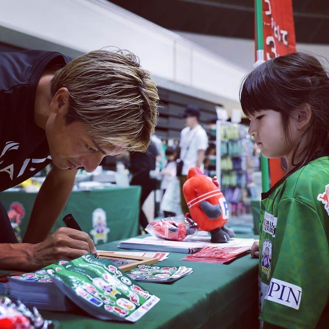 田中順也さんのインスタグラム写真 - (田中順也Instagram)「ファン感謝祭  会場の一体感最高でした！  後輩たちに沢山笑かしてもらいました！  ここからみんなでギアあげていこう😁」9月11日 15時19分 - junyatanaka18