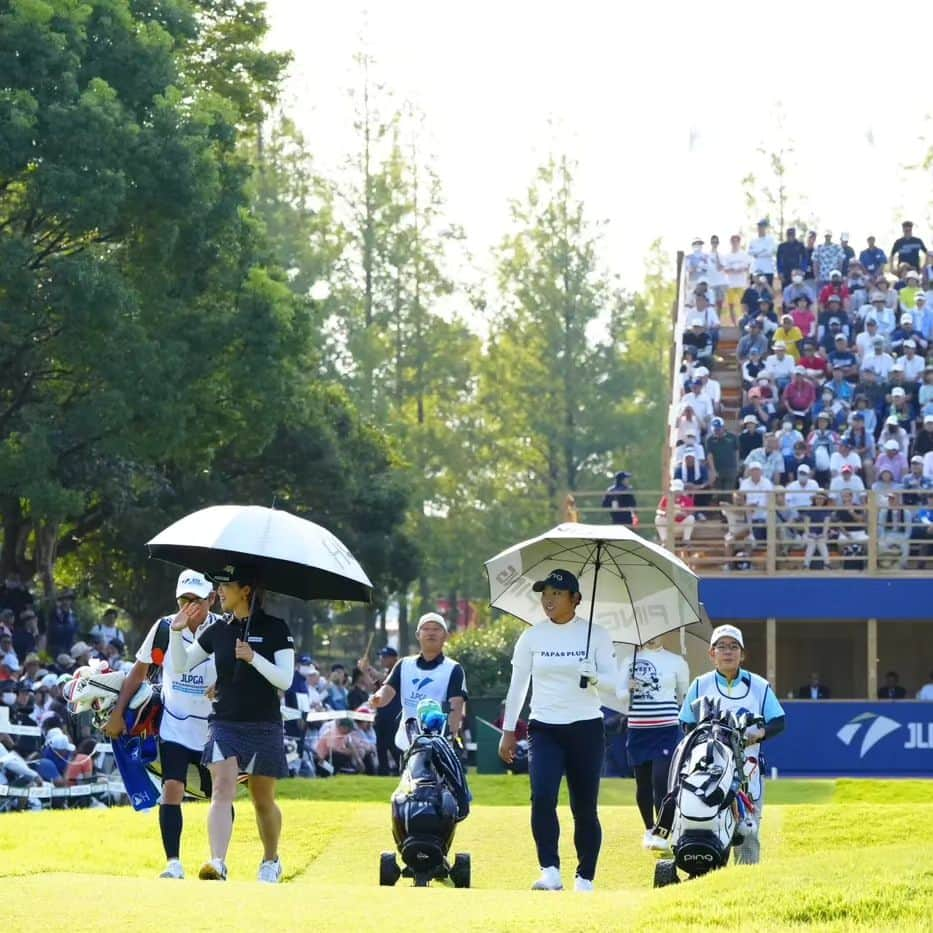 葭葉ルミさんのインスタグラム写真 - (葭葉ルミInstagram)「🍵 日本女子プロゴルフ選手権コニカミノルタ杯inパサージュ琴海アイランドゴルフクラブ プロ人生で一番思い出に残る大会になりました！ここでの試合はわたしにとって特別でした。 現地で応援してくれた方々にたっくさん声をかけていただき名前を呼んでいただき、すごく嬉しかったです！声援が力になりました！ パサージュとらくごるが長崎の皆さんと私を繋いでくれました。番組を通して、パサージュ琴海に足を運んでいただき応援してくれた長崎のゴルフファンの皆さま本当にありがとうございました❣️ 目標の優勝はできませんでしたが、それ以上に得たものは大きかったです！ このような機会をくださった大会関係者の皆さまありがとうございました。 練習ラウンドは初めて原田プロとラウンドしました！とても勉強になりました🥰 菜乃子とさやかもありがとう～！」9月11日 15時36分 - yoshiba0312rumi