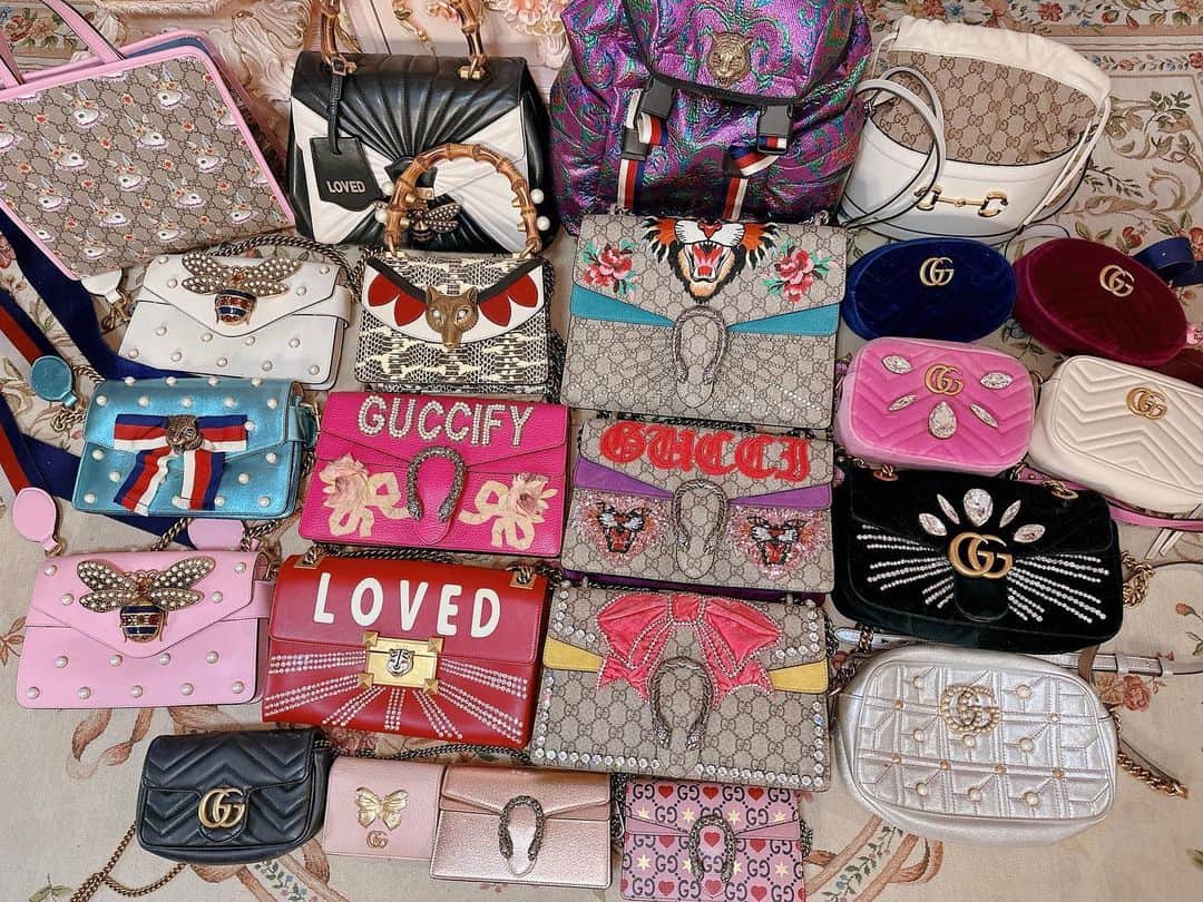 Etsuna otsukAのインスタグラム：「🎀My Gucci collection🎀 New bag get🎀🐥🎀 I like rare designs😍 #gucci」