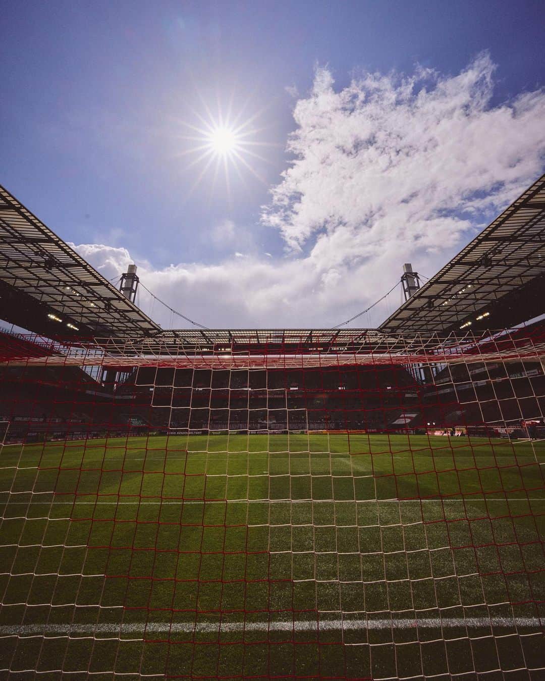 1.FCケルンのインスタグラム：「Heimspielwoche 🥰 ___ #effzeh」