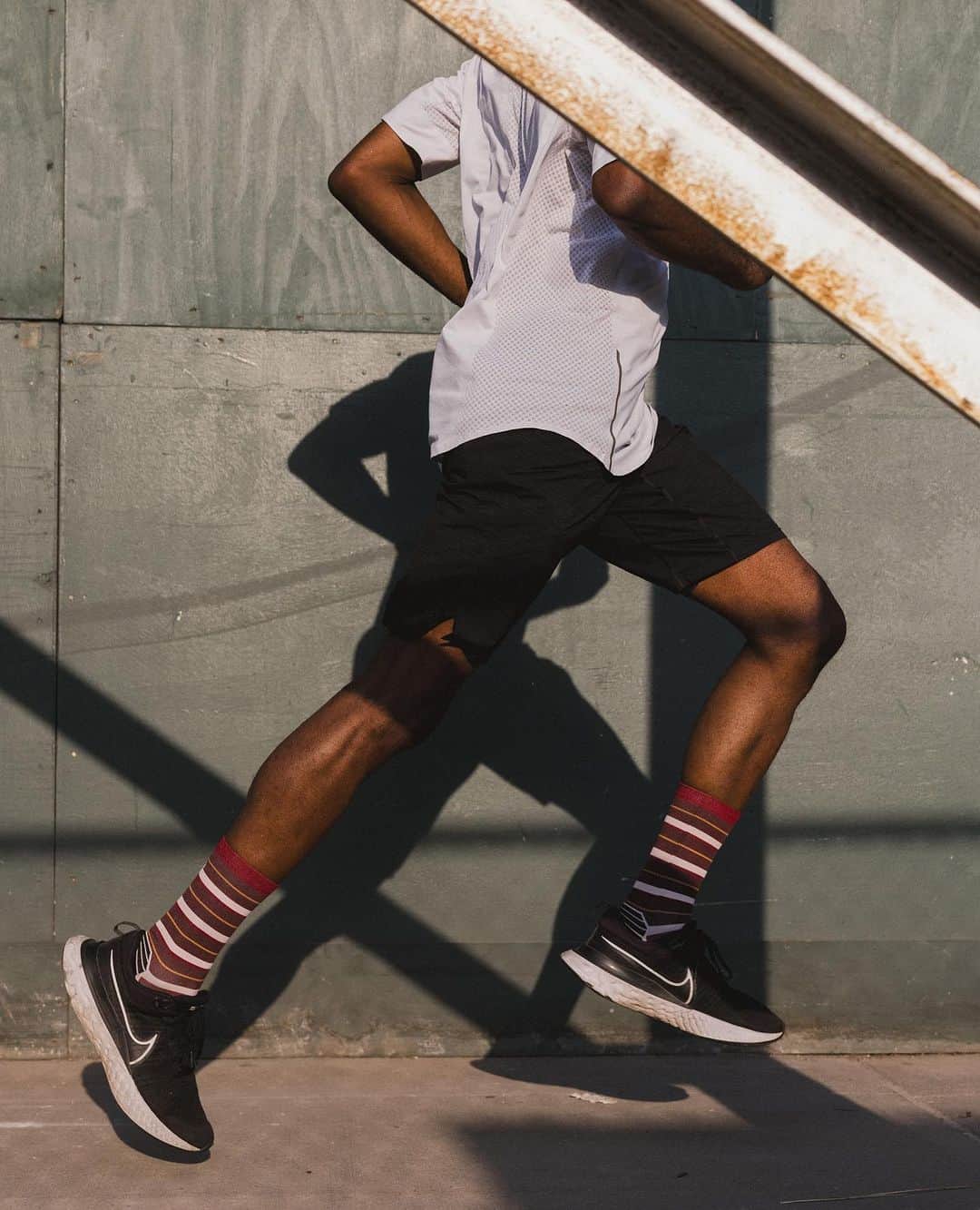 Stanceさんのインスタグラム写真 - (StanceInstagram)「For Athletes Of All Kinds.⁠ ⁠ Introducing the latest chapter in our partnership with Canadian run legends, @cieleathletics.⁠ ⁠ Two new light-reflective performance styles in both our quarter and crew silhouettes, complete with durable Infiknit™️ technology and antimicrobial FreshTek™️ moisture control. Link in bio. 🔗⁠ ⁠ 📷️ @keithemorrison⁠ 🏃‍♂️ @crossinguard_ninja⁠ 🏃‍♀️ @samanthadongnyc⁠ ⁠ #stitcheddifferent #stancesocks #running #ciele」9月12日 2時39分 - stanceofficial