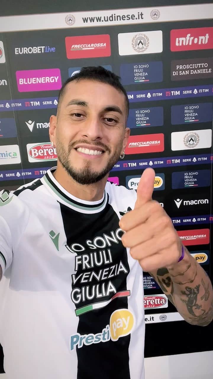 ウディネーゼ・カルチョのインスタグラム：「@maxipereyra37 ⚪️⚫️」