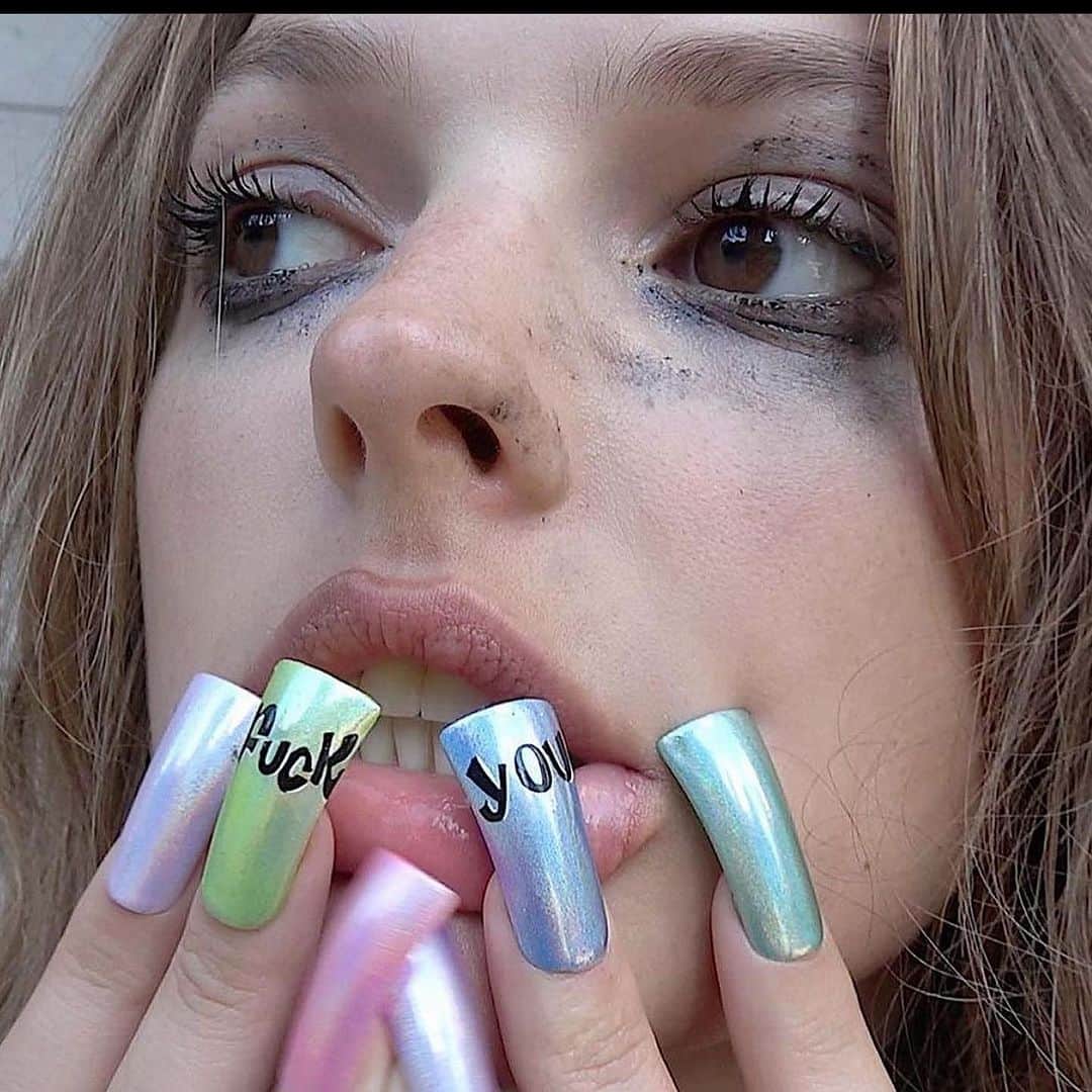 Mei Kawajiriのインスタグラム：「@poster__girl__official SS24❤️‍🔥💅🍒❗️ Creative @natasha_somerville & @francesca_capper   Talent  @alanabc  Photo @monibelle   Styling @melzy917  Makeup @raisaflowers   Hair @mideyahparkerhair  Nails @nailsbymei assistant @yoko_nails_nyc , @angelicagels   Production @eyesightgroup   Casting @niaws.t   Photo assistant @clyde.munroe  Extras Wardrobe @meganpnyc  Props stylist @laura.schaffnit.styling  Video editor @georgiedaley  Motion graphics @keilschrift_studio   PR @69crosbyconsulting」