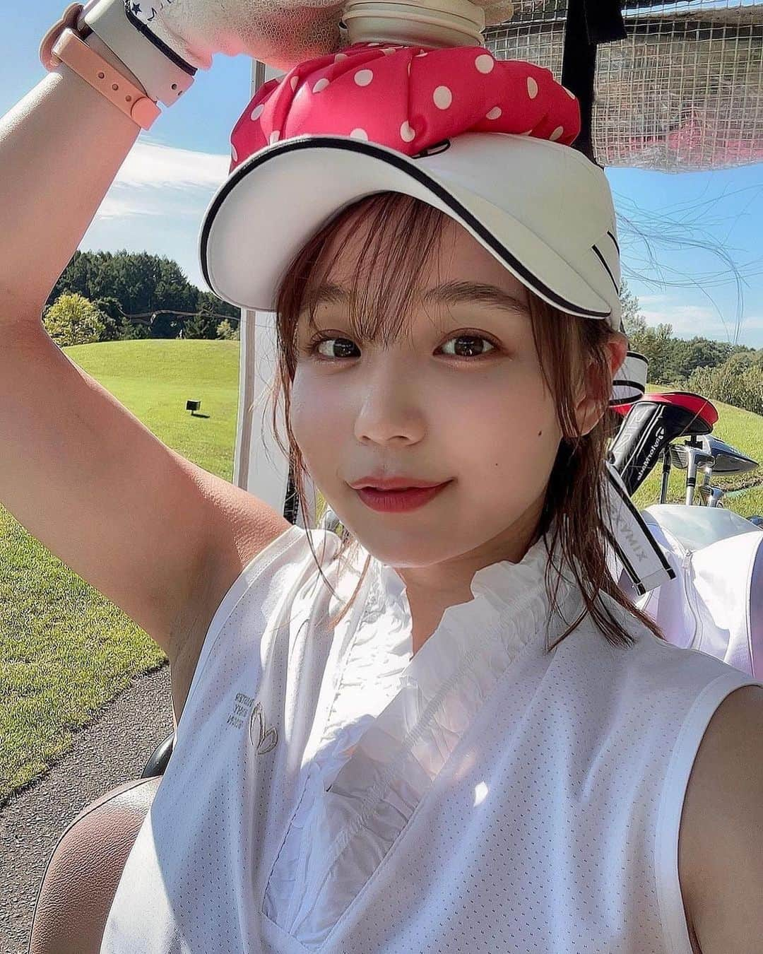 美女美容事情さんのインスタグラム写真 - (美女美容事情Instagram)「《ゴルフ女子❤️💚🤍⛳️》 *⁠ リポストを使って素敵な美女の投稿を紹介させて頂く【ビジョビ💄美女美容事情💅】のコーナーです✨ *⁠ 今回ご紹介させて頂きますのは!!👀❤︎⁠⠀ MARIEさん< @marichan_1219 >の素敵なお写真📸⁠⠀⁠⠀⁠⠀⁠ *⁠⠀⁠⠀⁠⠀⁠⠀ ゴルフできる女性は魅力的です🤩💕 ラウンドを回りたいたいですね☀️⛳️🏌️‍♀️ *⠀⁠⠀⁠⠀⁠⠀⁠⠀ MARIEさん< @marichan_1219 > ⁠⠀⁠⠀⁠⠀⁠⠀ 素敵な投稿ありがとうございました☺️📸✨ *⠀⁠⠀⁠⠀⁠⠀⁠⠀ MARIEさんのアカウントには他にも素晴らしい投稿が沢山ありますので是非覗いてみてくださいね💁‍♀️💙⁠⠀⁠⠀⁠⠀⁠⠀ *⠀⁠⠀⁠⠀⁠⠀⁠⠀ △▼△▼△▼△▼△▼△▼△▼△▼△▼ ⁠⠀⁠⠀⁠⠀ ❤🧡💛「美女美容事情」💚💙💜⠀⠀⠀⠀⠀⠀⠀⠀⠀⠀⠀⠀⠀⠀⁠⠀⁠⠀⁠⠀⁠⠀⁠⠀ 👇掲載ご希望の方は👇⠀⠀⠀⠀⠀⠀⠀⠀⠀⠀⠀⠀⠀⠀⠀⁠⠀⁠⠀⁠⠀⁠⠀⁠⠀ @b_b_j.jタグ付けと🖤 #ビジョビ ⁠⠀ 🖤タグ付けお願いします✨⠀⠀⠀⠀⠀⠀⠀⠀⠀⠀⠀⠀⠀⠀⠀⁠⠀⁠⠀⁠⠀⁠⠀⁠⠀ △▼△▼△▼△▼△▼△▼△▼△▼△▼ ⁠⠀⁠ #ゴルフ #ゴルフ女子 #ゴルフ初心者 #パーソナルトレーナー #筋トレ女子 #筋トレ #フィットネス #フィットネス女子 #ジム #ジム女子 #fitness #fitnessgirl #workout #トレーニング #トレーニング女子 #筋トレ好きと繋がりたい #筋トレ女子と繋がりたい #美尻 #bodymake #bodybuilding #フィットネスモデル #gym #gymgirl #フィットネスウェア #桃尻 #クビレ #背中美人 #ダイエット」9月11日 18時49分 - b_b_j.j