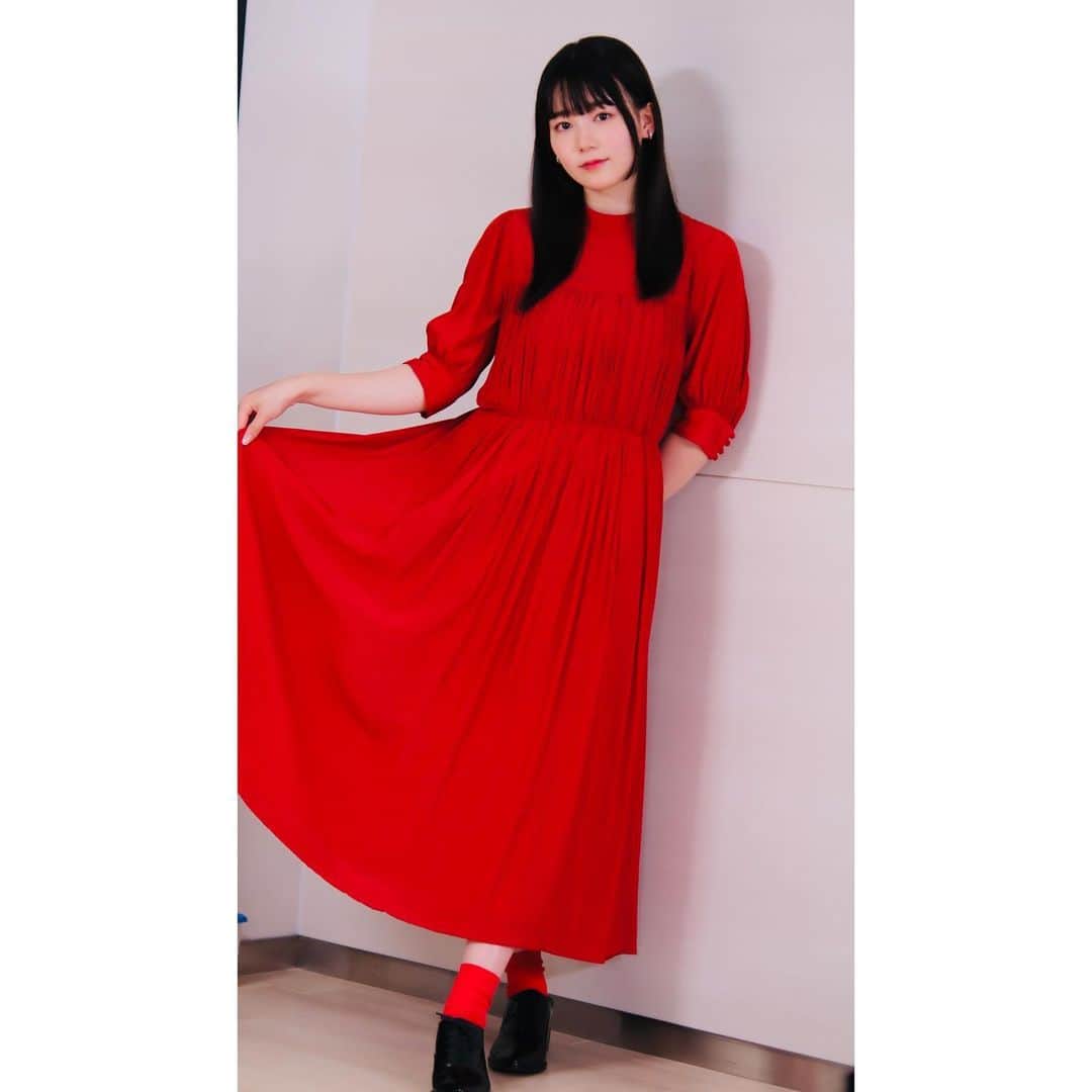 ホリプロ Actorのインスタグラム：「今朝のラヴィット出演。  #米倉れいあ #れいあ #赤 #ラヴィット」