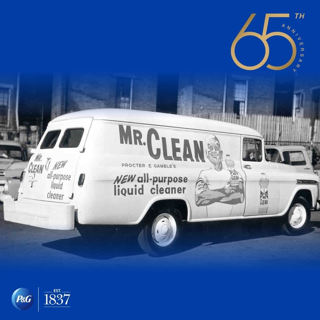 P&G（Procter & Gamble）のインスタグラム：「To celebrate @MrClean turning 65 this year and National Truck Driver Appreciation Week, we're throwing it back to the beginning with a picture of our first sampling truck from 1958! 🚛🫧  To introduce Mr. Clean into households, consumers could try a sample of our then-new all-purpose liquid cleaner! #PGHeritage   Does anyone remember these sampling trucks? 🚚🚚🚚   Learn more about the history of our brands in the link in bio. 👆」