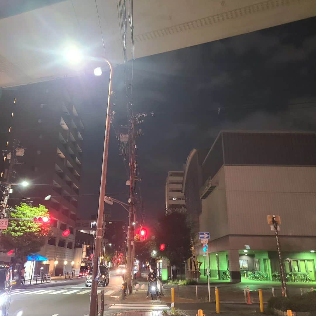 のインスタグラム：「気付けば、7時でこんな位時期になってた！！⁡ ⁡⁡ ⁡赤とんぼか飛んでたり、朝晩の涼しさで秋なんやなと思うけど。。。⁡ ⁡⁡ ⁡日中が暑すぎて、秋って言えん‼️⁡ ⁡⁡ もっと涼しくなって欲しい😭」