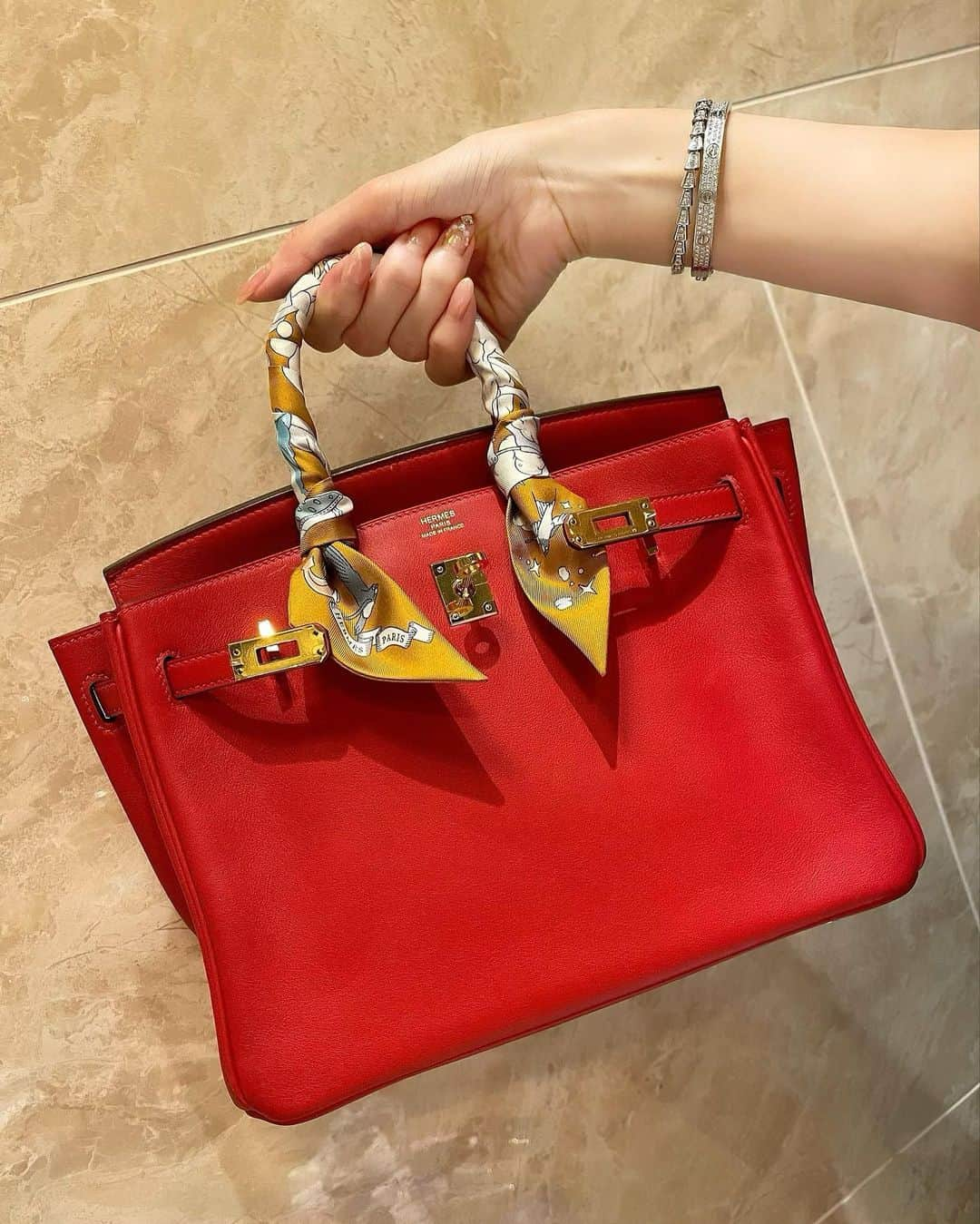 れみれみさんのインスタグラム写真 - (れみれみInstagram)「秋っぽくてかわいい♥️🤎 ・ #hermes  #バーキン25  #ヴァーミリオン」9月11日 19時06分 - remiremi122