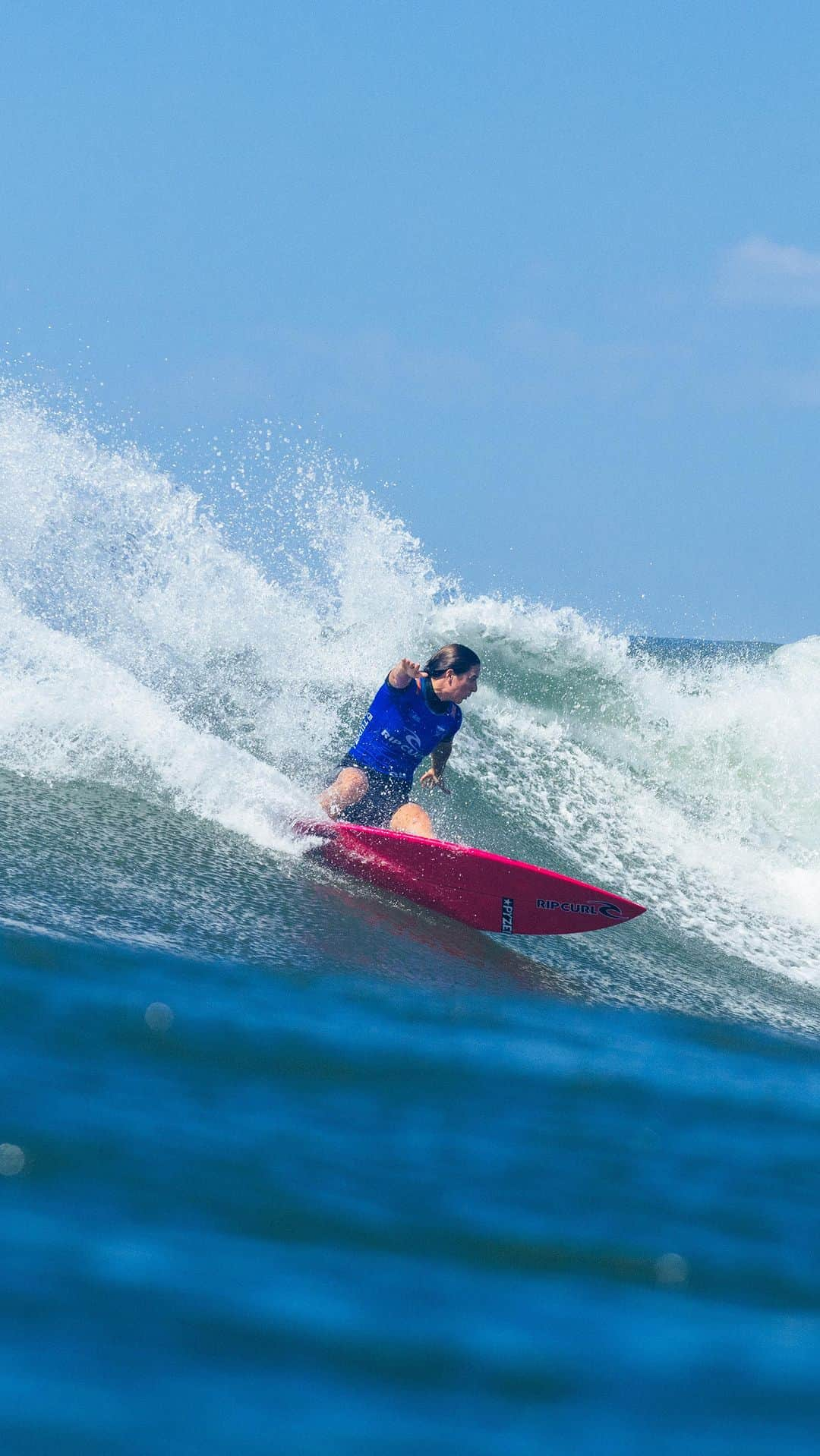 リップカールのインスタグラム：「Post #RipCurlWSLFinals with 2x World Champion @tylerwright 💬  Congratulations on an outstanding season, Tyler! We can’t wait to see what you achieve next year.   Enjoy the break, you’ve earned it. 👏  #RipCurl #TylerWright #WSL #Trestles #Surfing #RipCurlWomen」